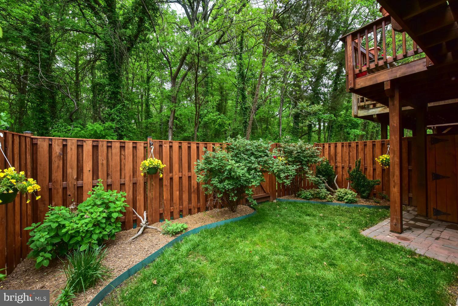 QUAKER HILL - Residential