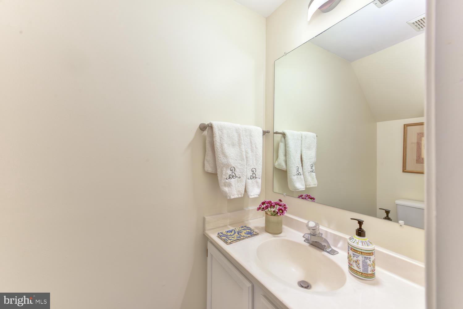 QUAKER HILL - Residential