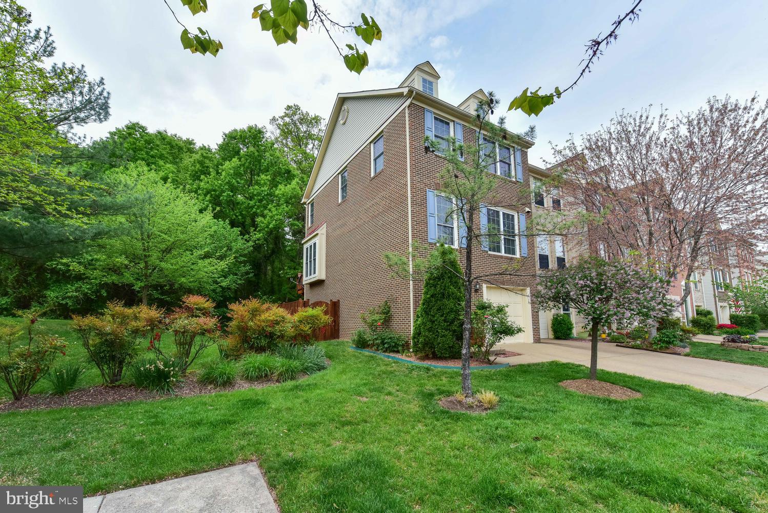 QUAKER HILL - Residential