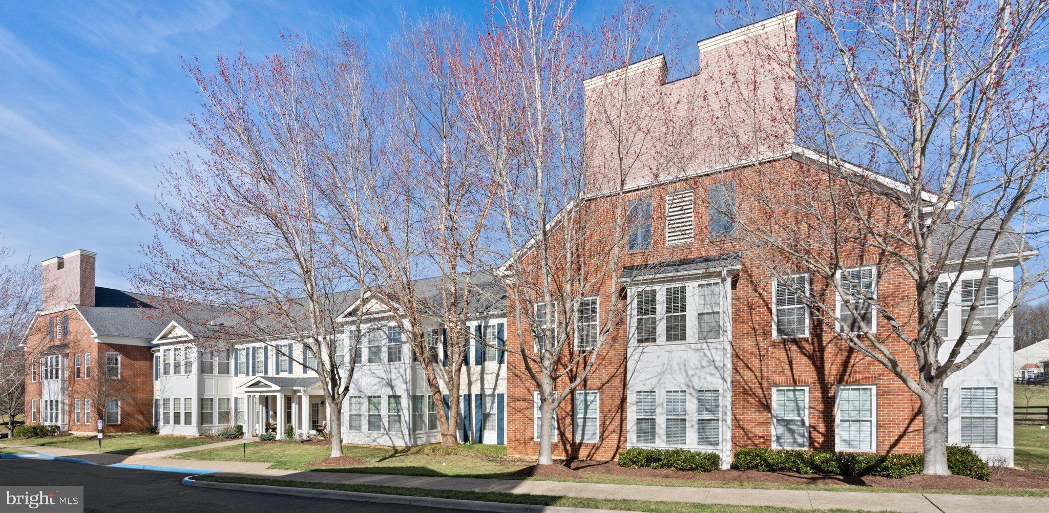 SUFFIELD MEADOWS - Residential