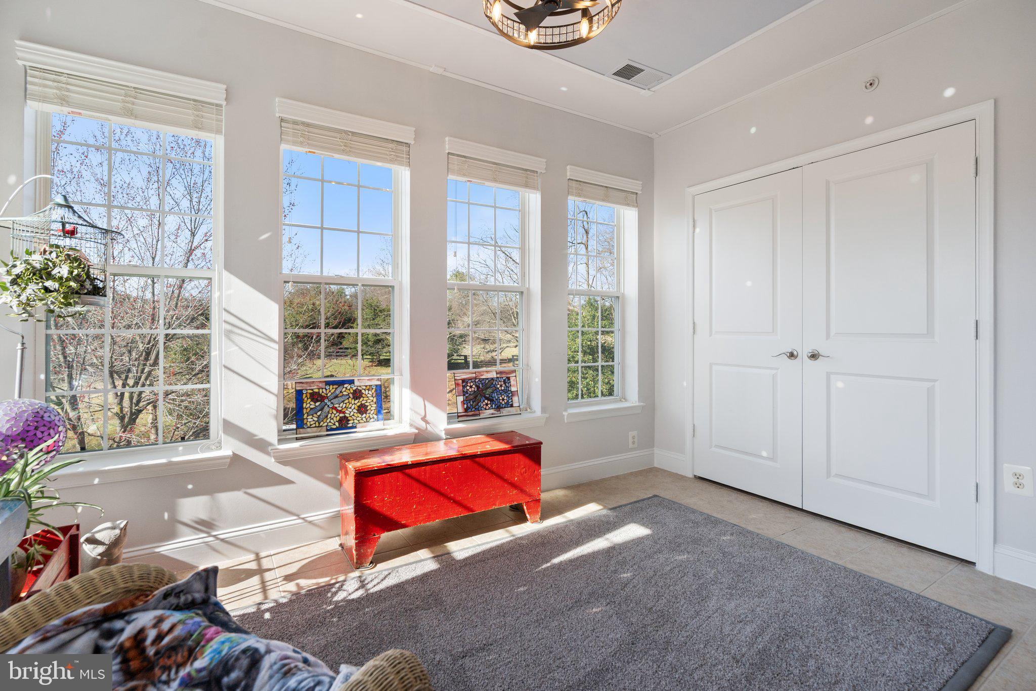 SUFFIELD MEADOWS - Residential