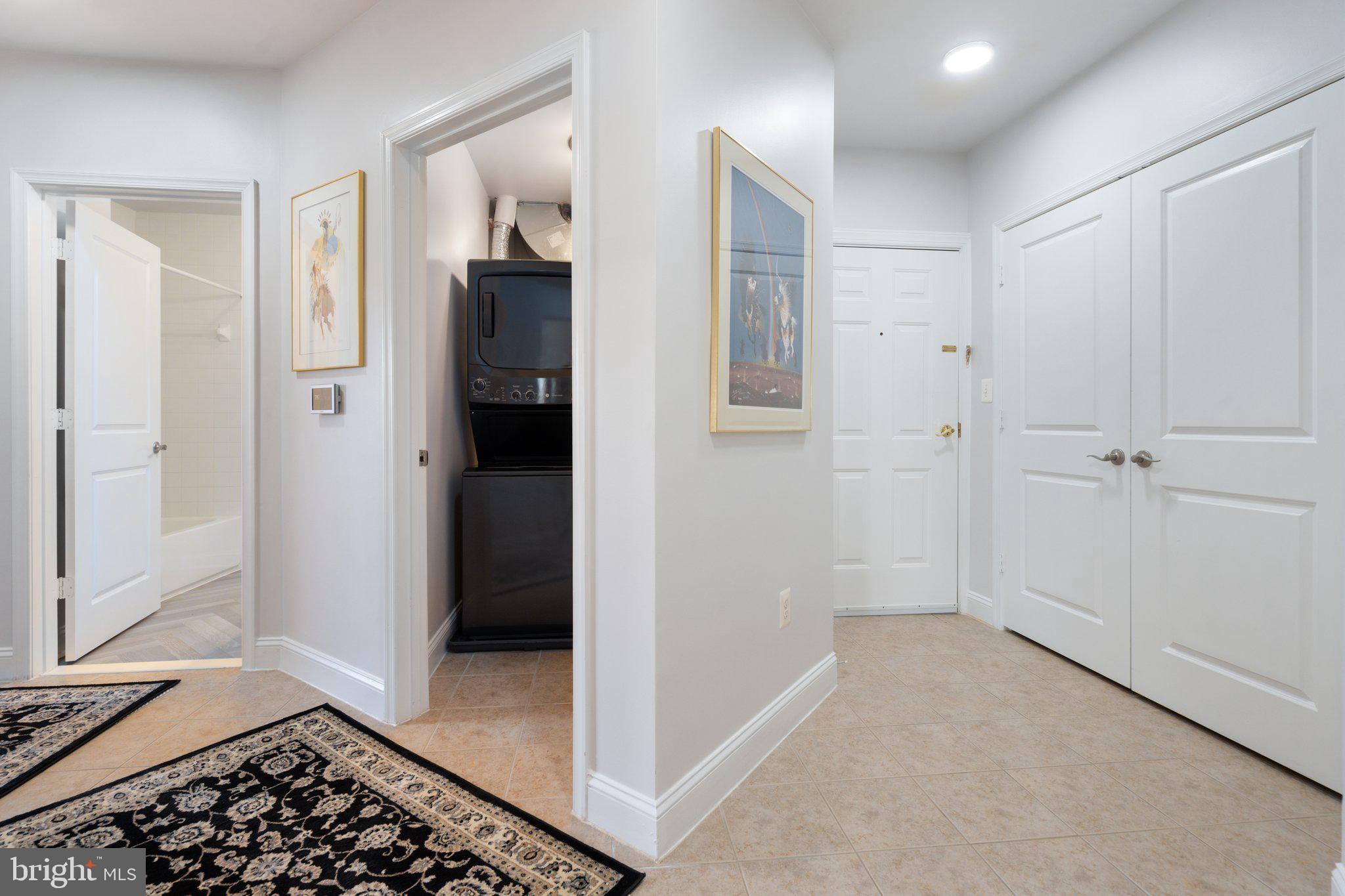 SUFFIELD MEADOWS - Residential