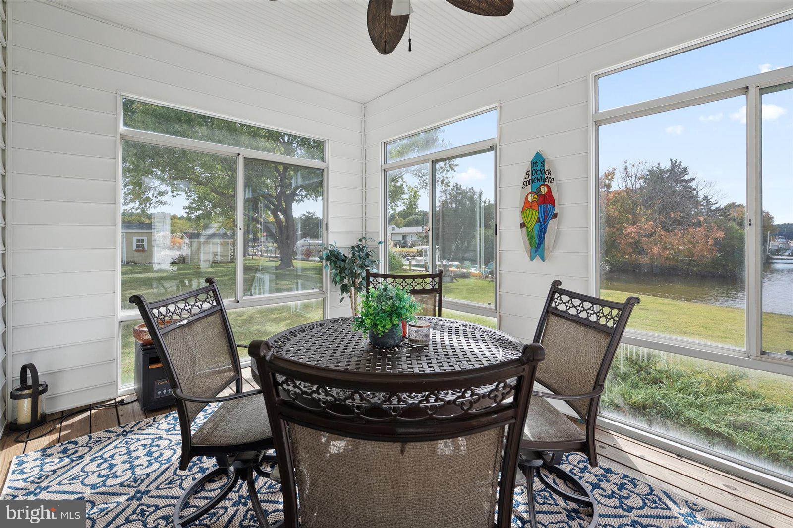 HIDDEN HARBOR - Residential