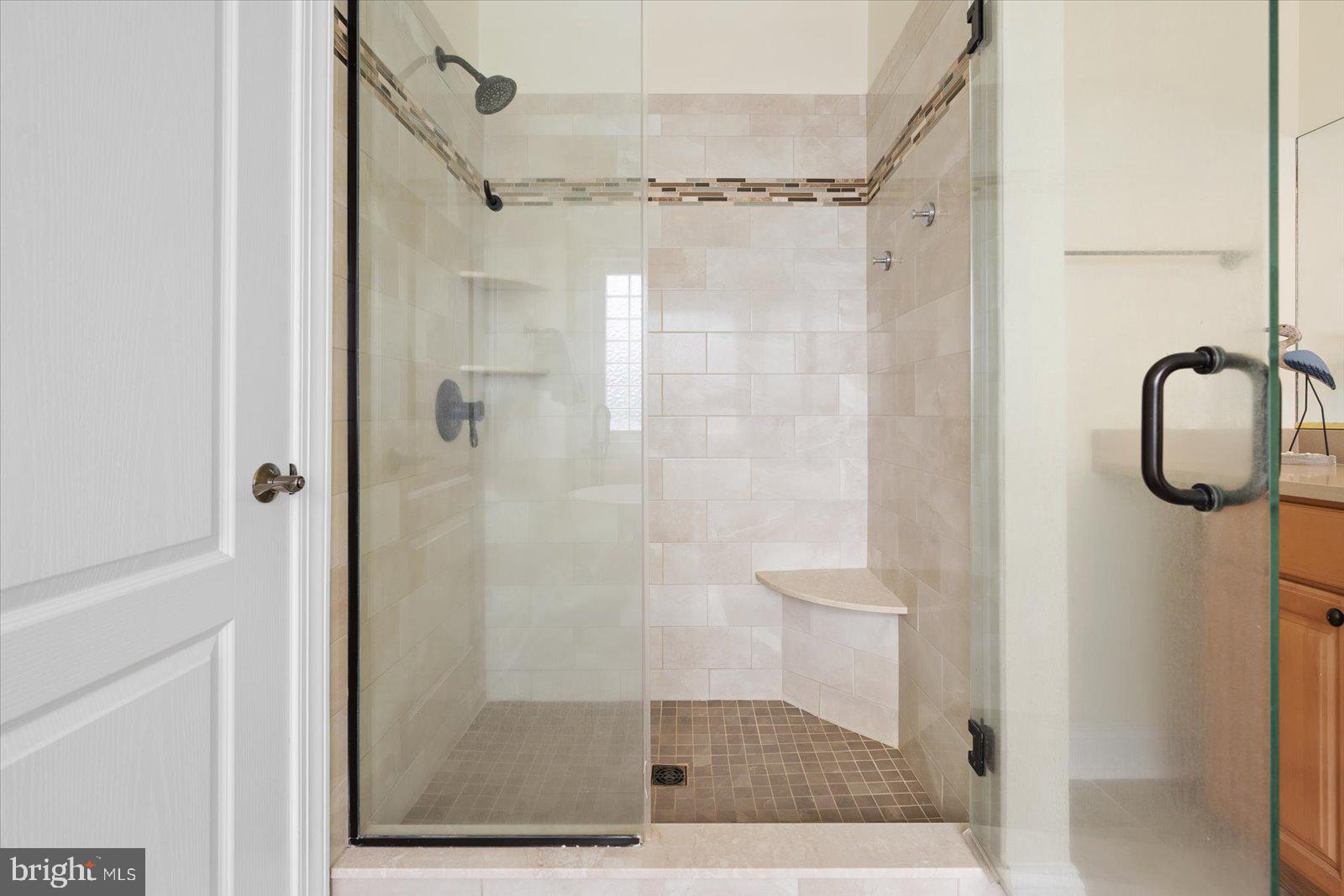 HIDDEN HARBOR - Residential