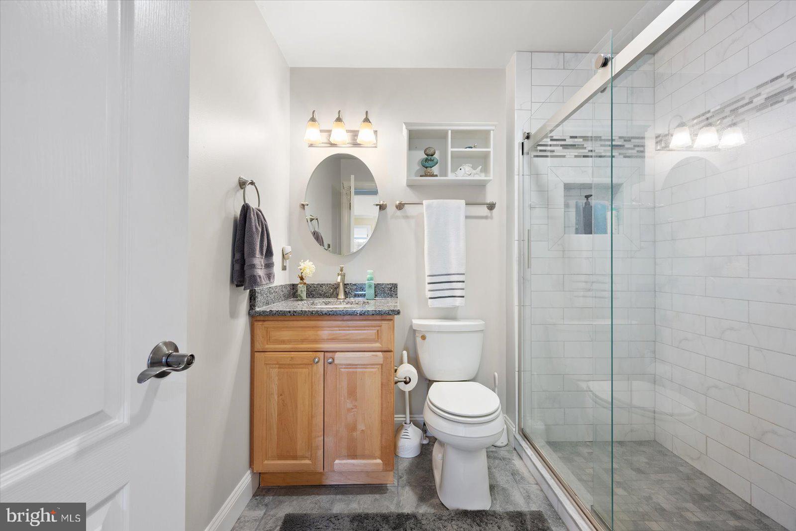 HIDDEN HARBOR - Residential