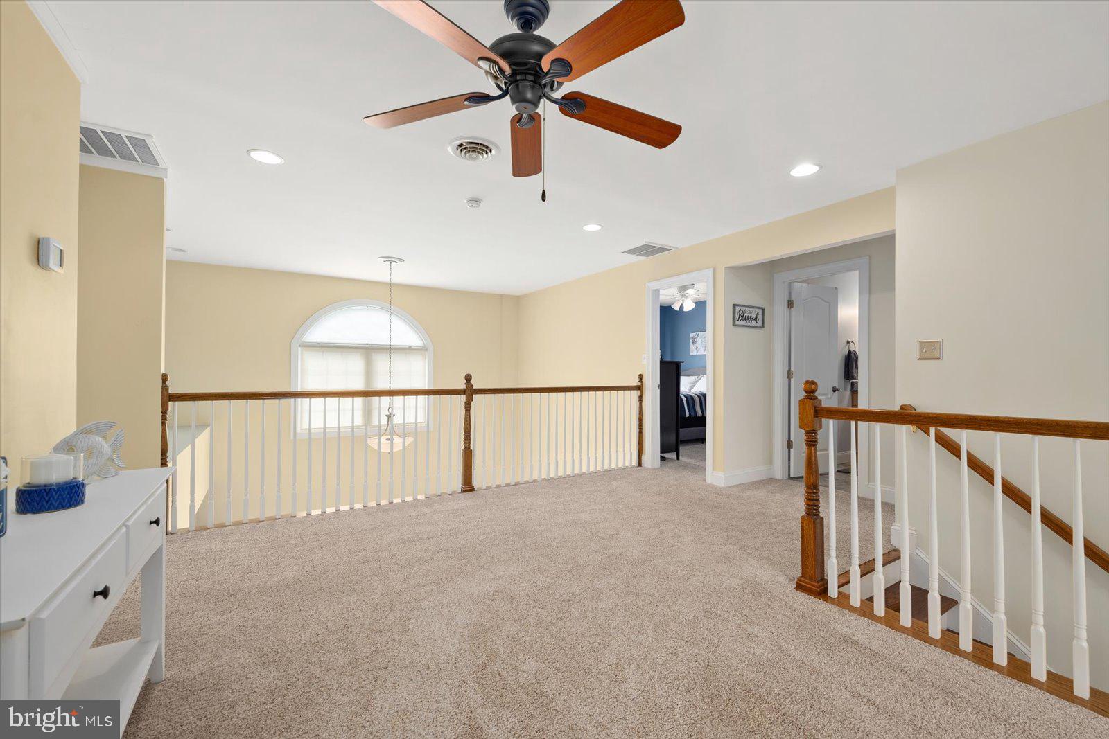 HIDDEN HARBOR - Residential