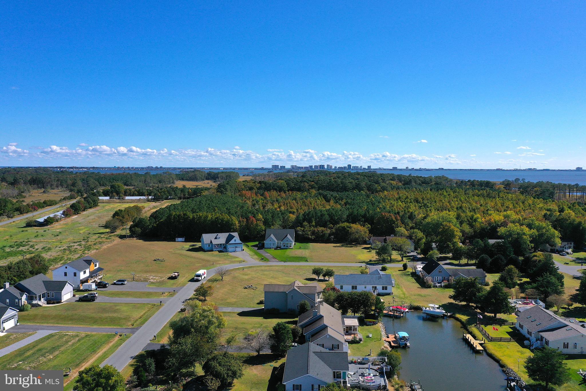 HIDDEN HARBOR - Residential