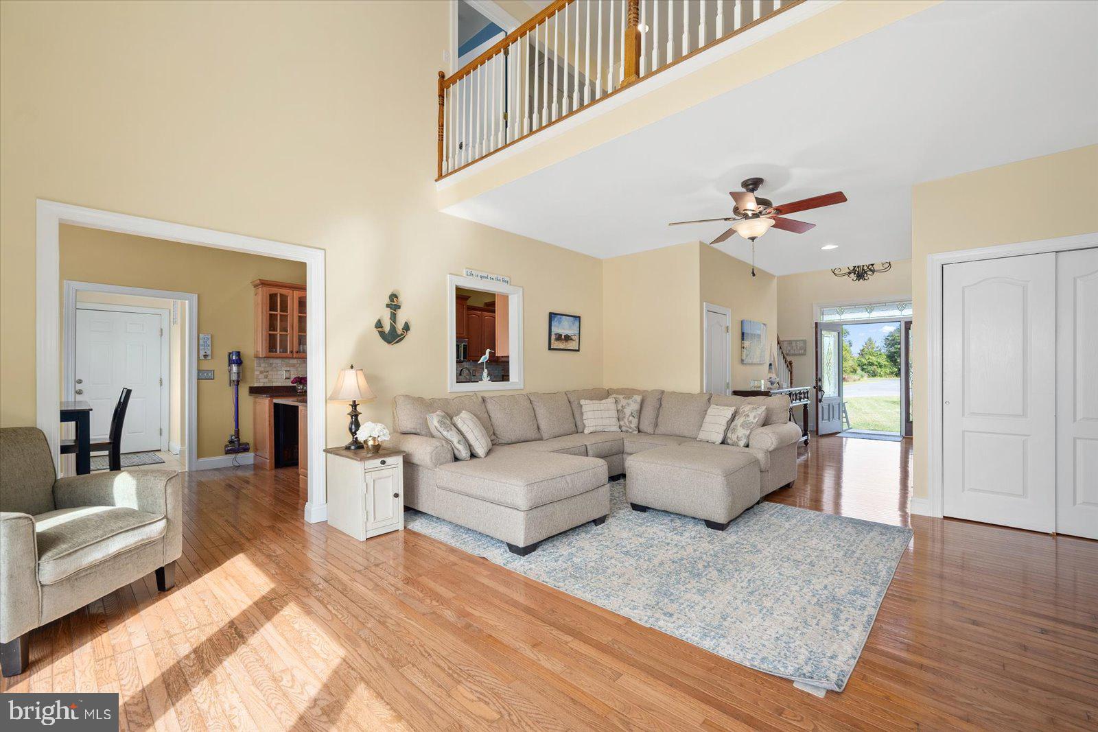 HIDDEN HARBOR - Residential