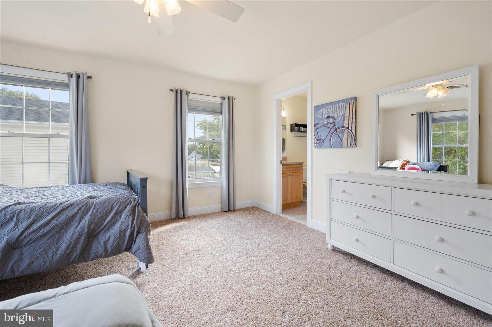 HIDDEN HARBOR - Residential