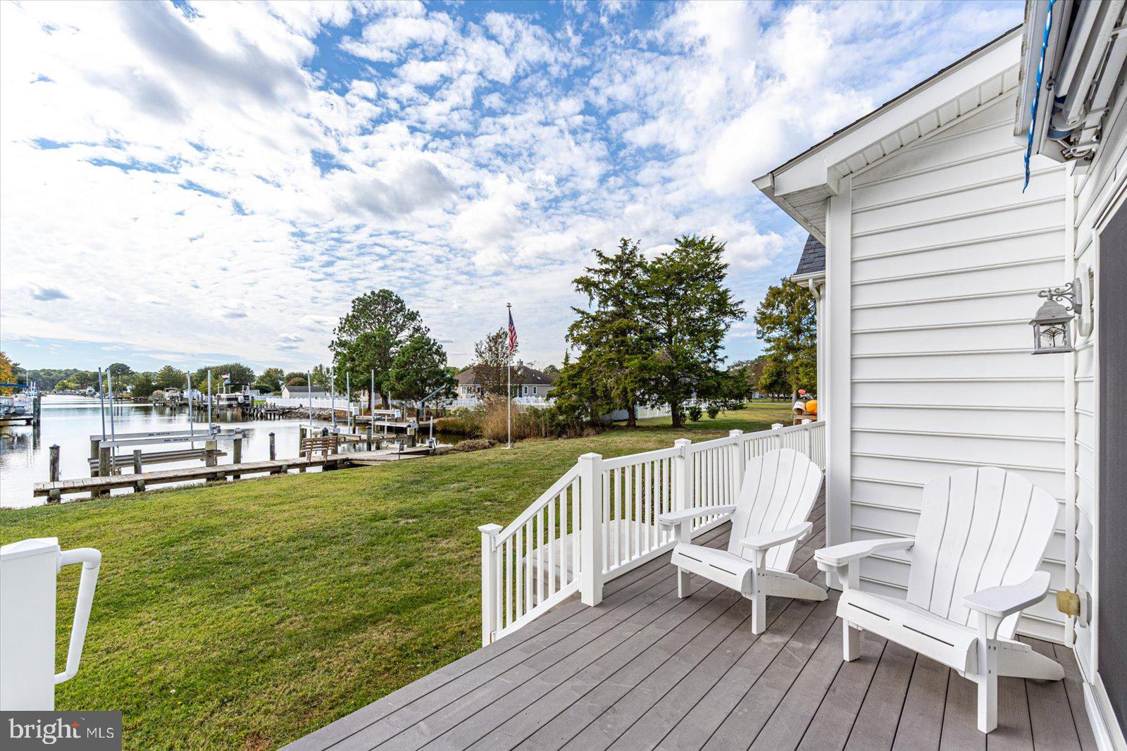 HIDDEN HARBOR - Residential