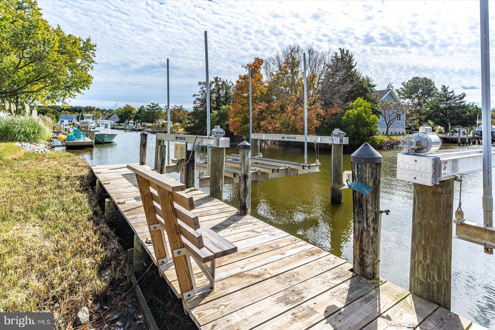 HIDDEN HARBOR - Residential