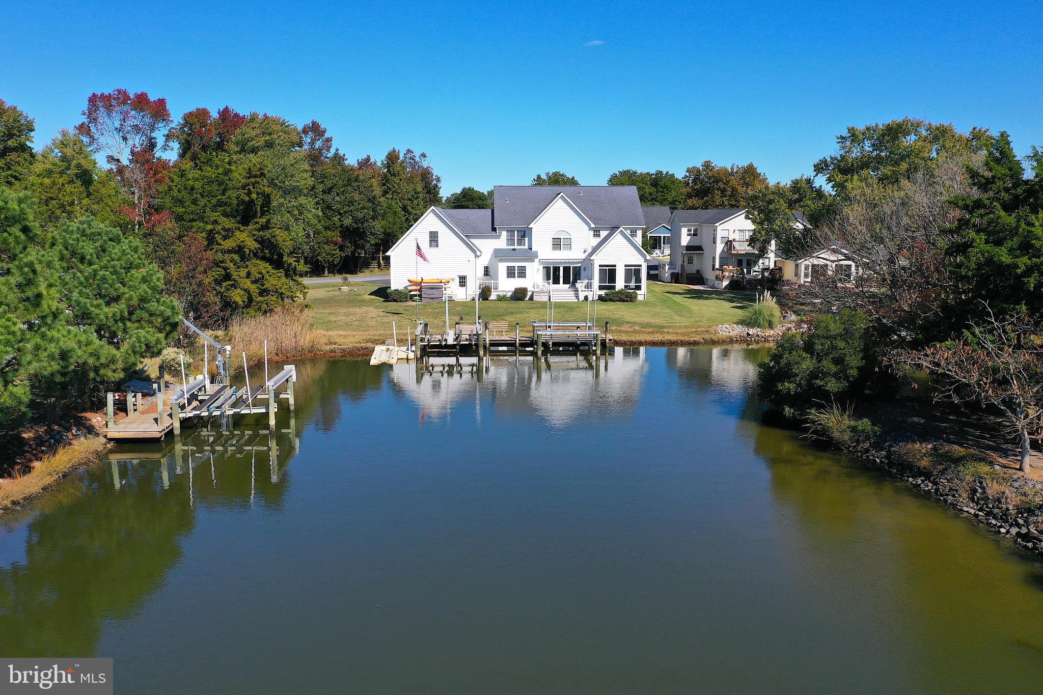 HIDDEN HARBOR - Residential