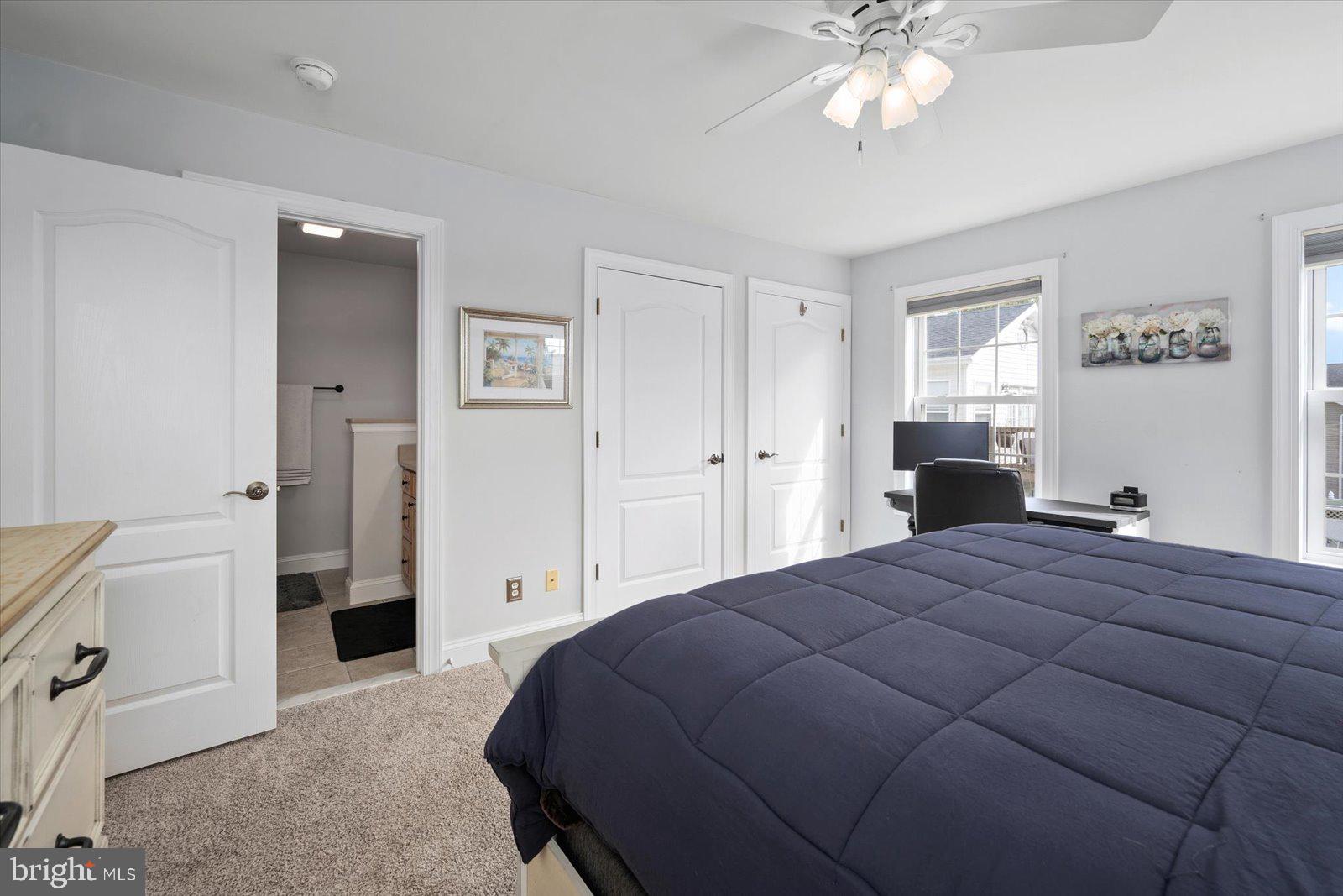 HIDDEN HARBOR - Residential