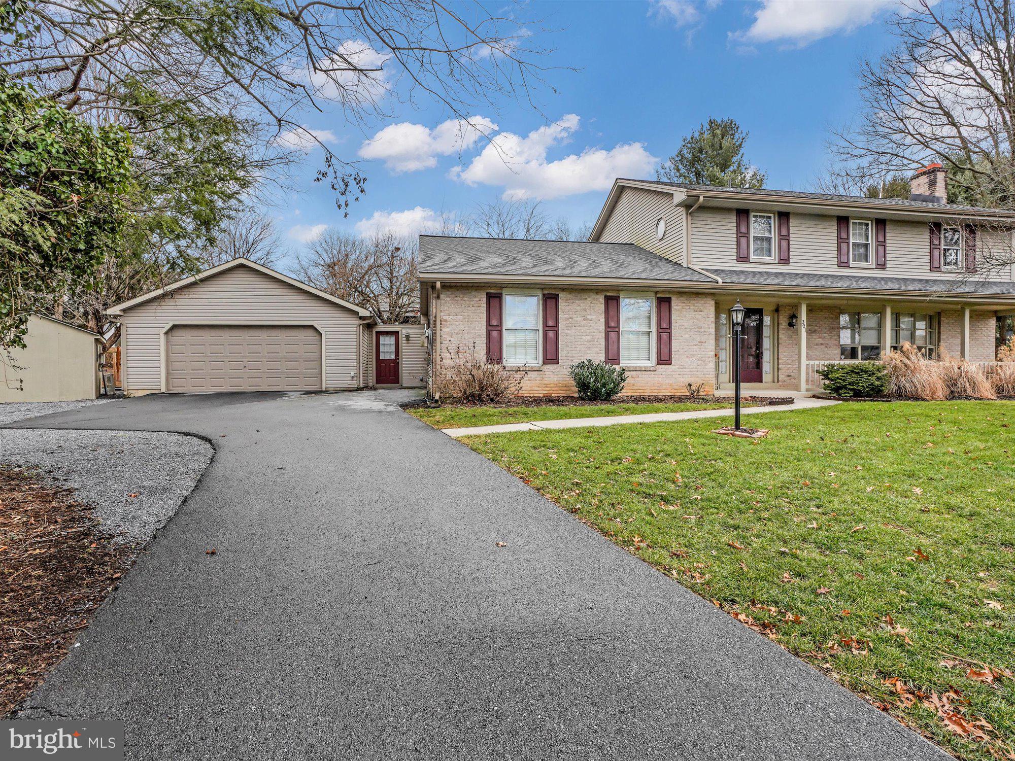 STAFFORD HEIGHTS - Residential