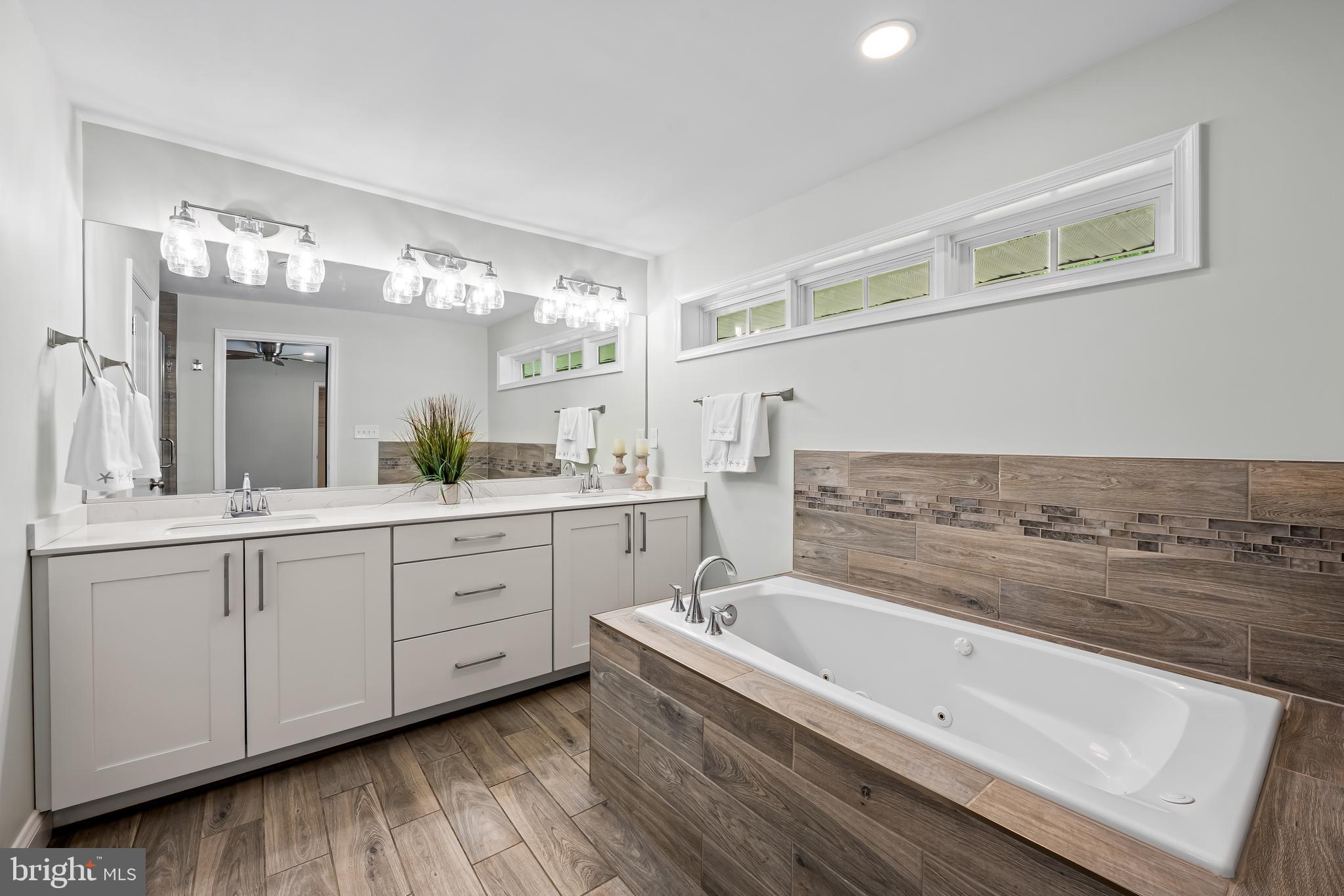TIMBER RIDGE - Residential