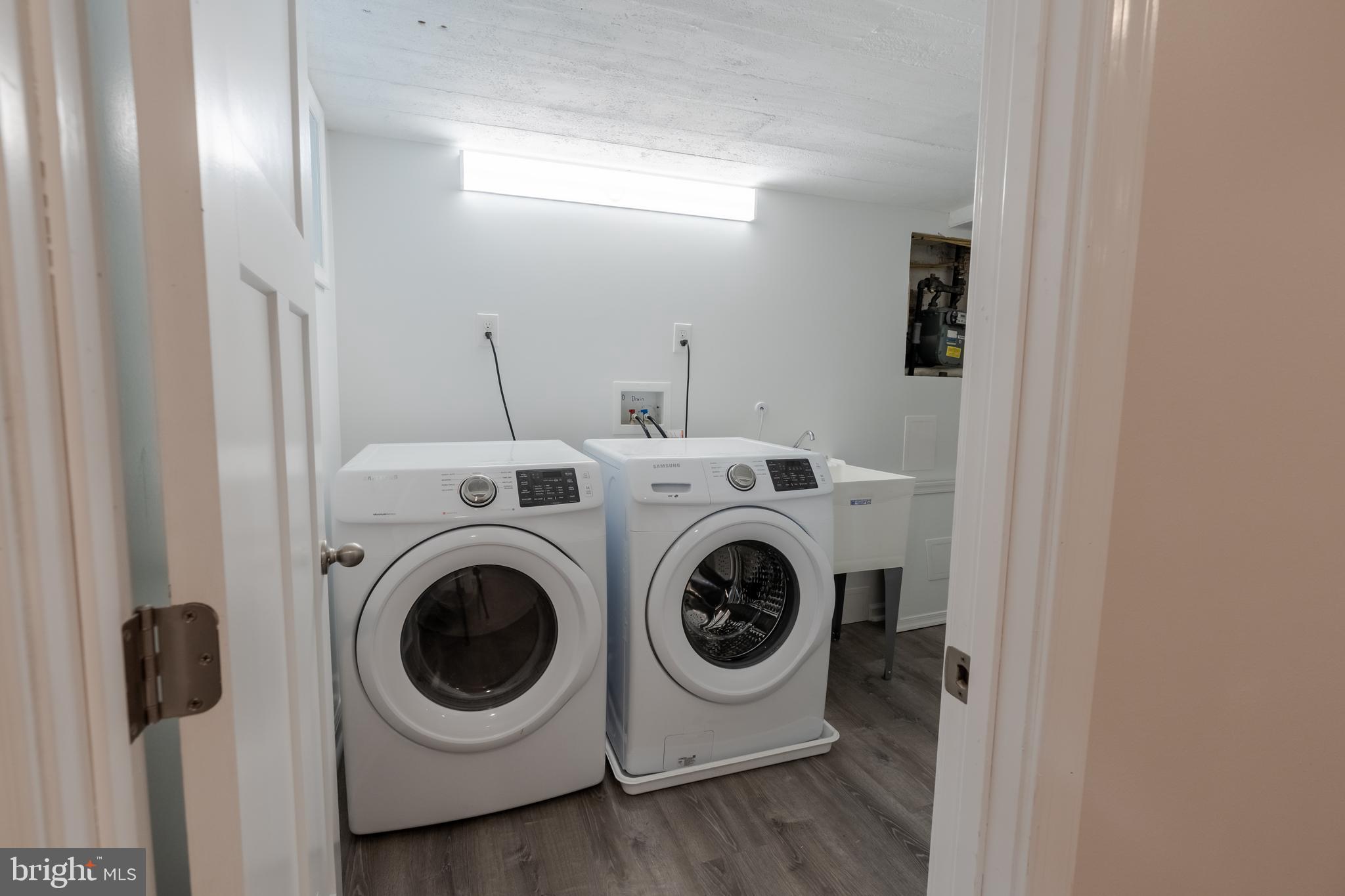 MAYFIELD - Residential