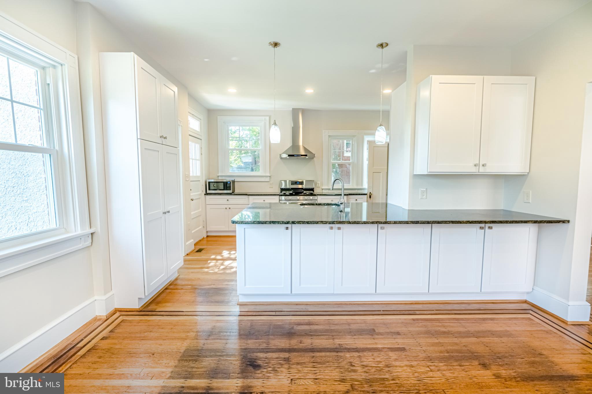 MAYFIELD - Residential