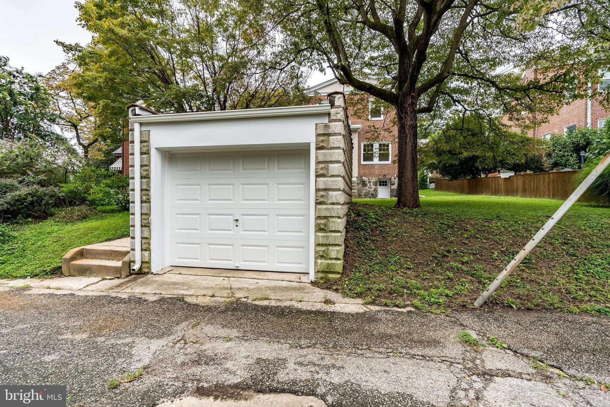 MAYFIELD - Residential