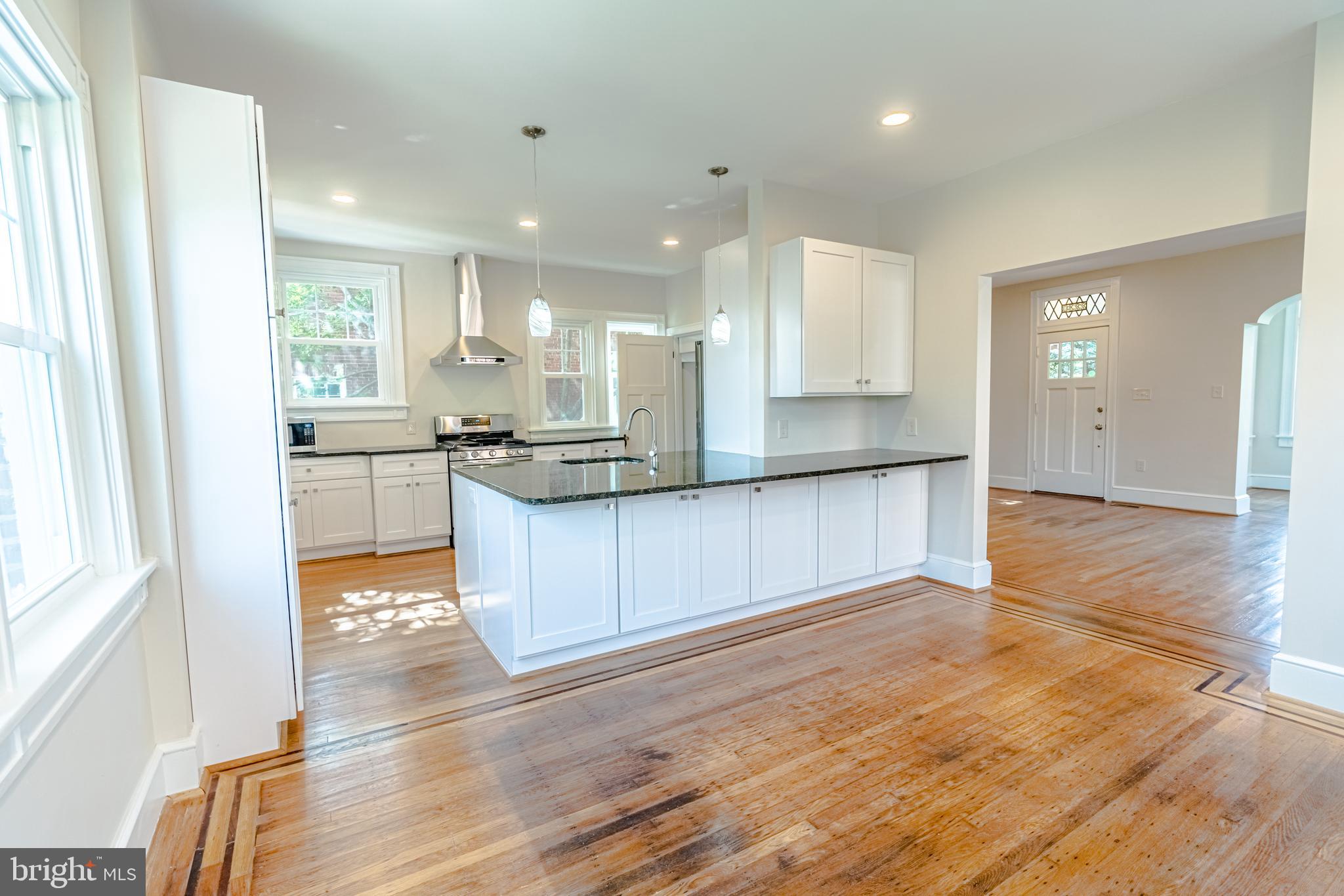 MAYFIELD - Residential