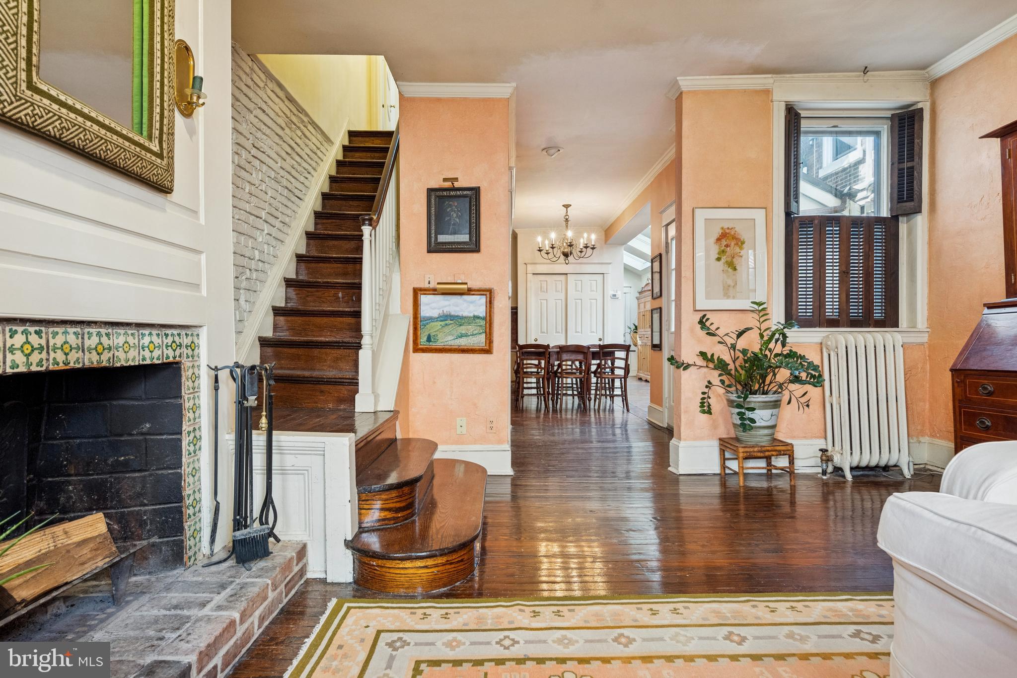 SOCIETY HILL - Residential