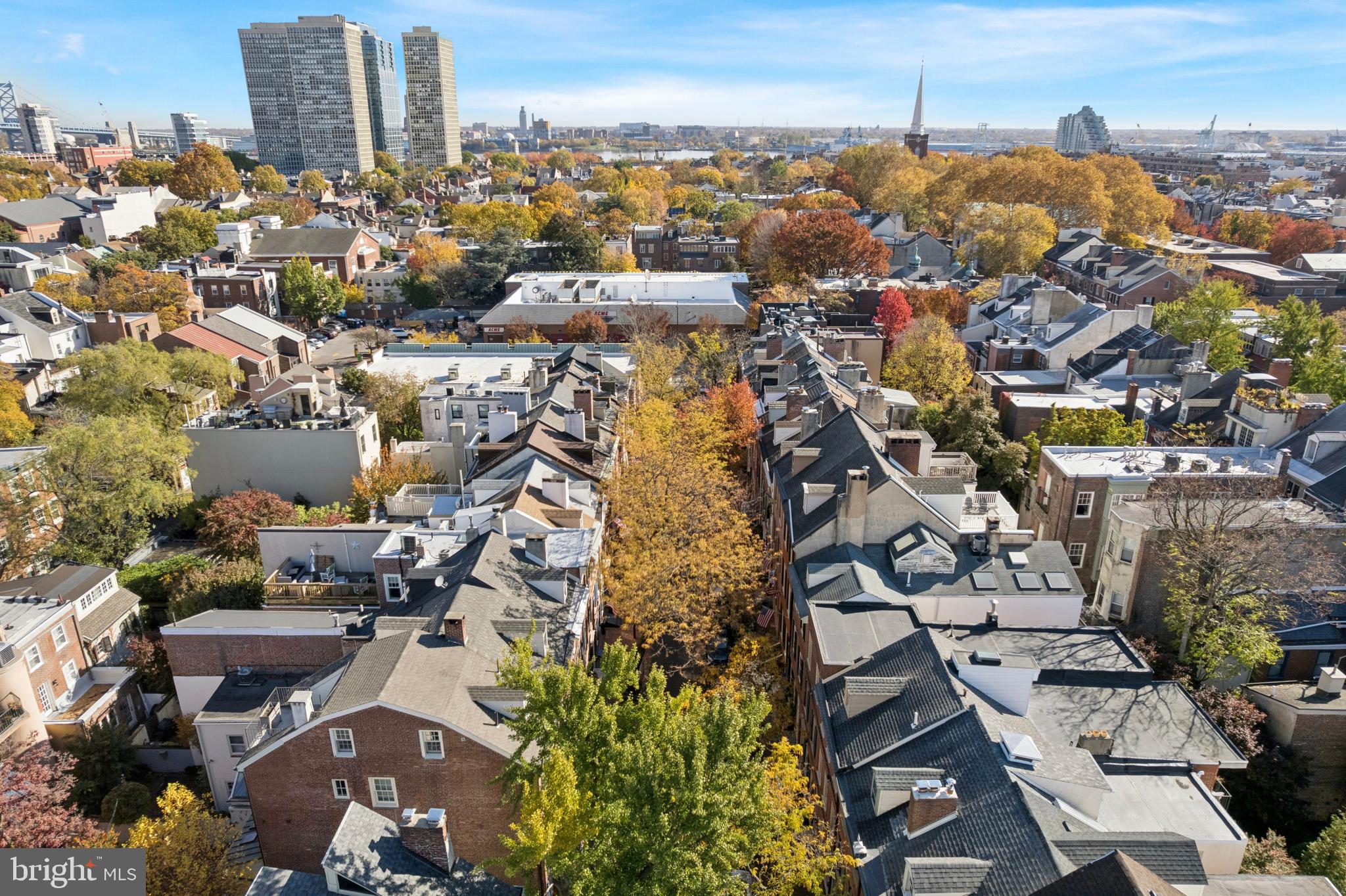 SOCIETY HILL - Residential