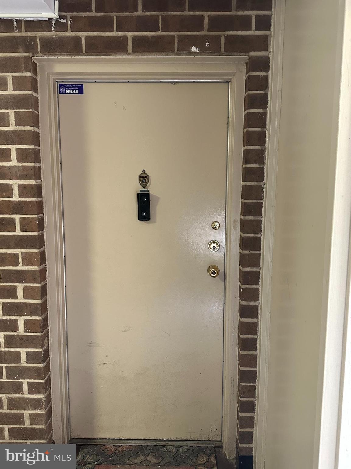 PINES CONDOMINIUM - Residential