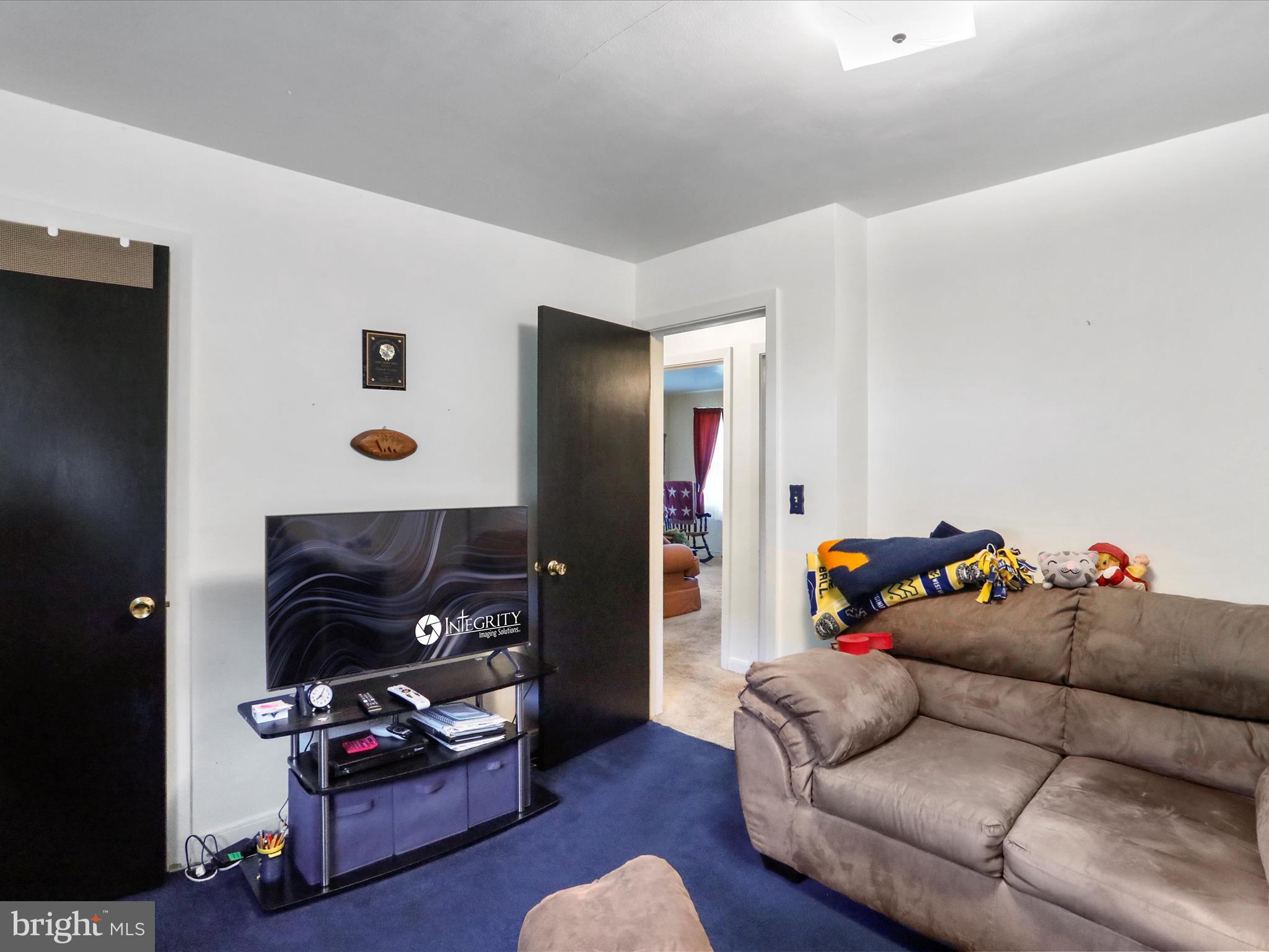 WEST END - Residential