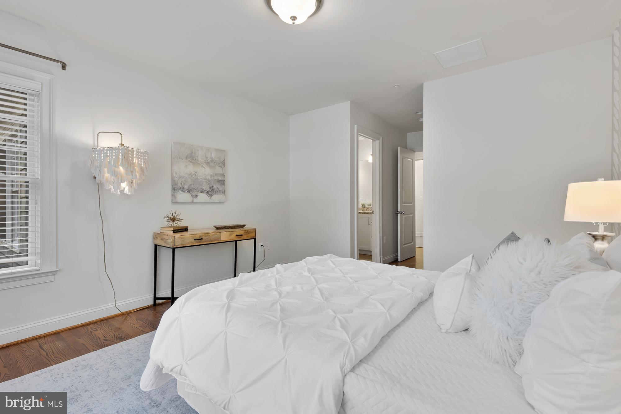 BURNING TREE MANOR - Residential