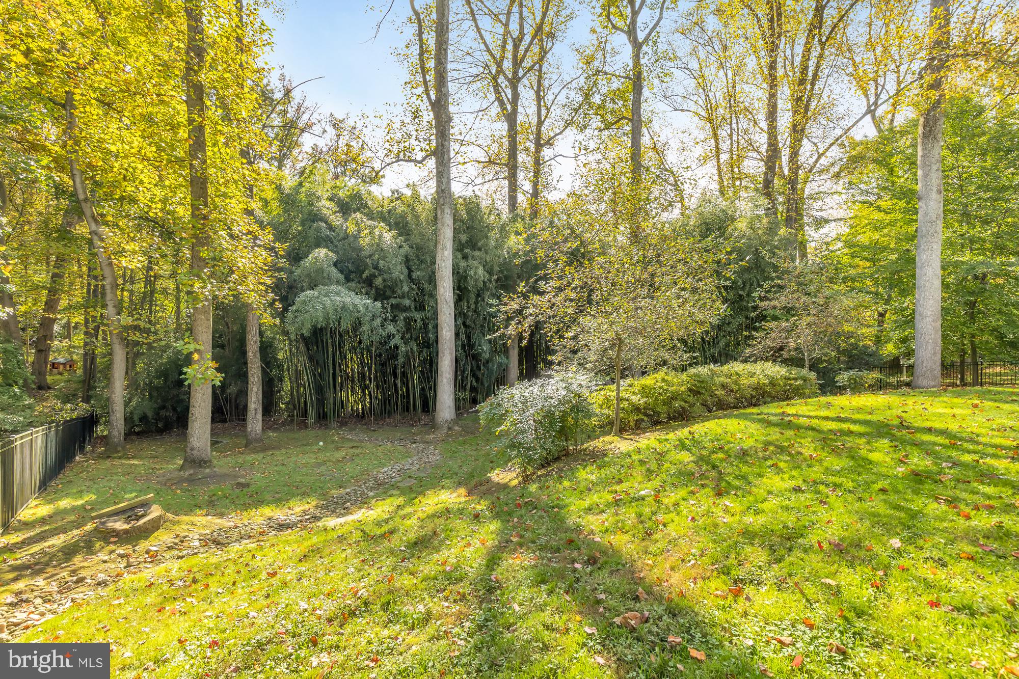 BURNING TREE MANOR - Residential