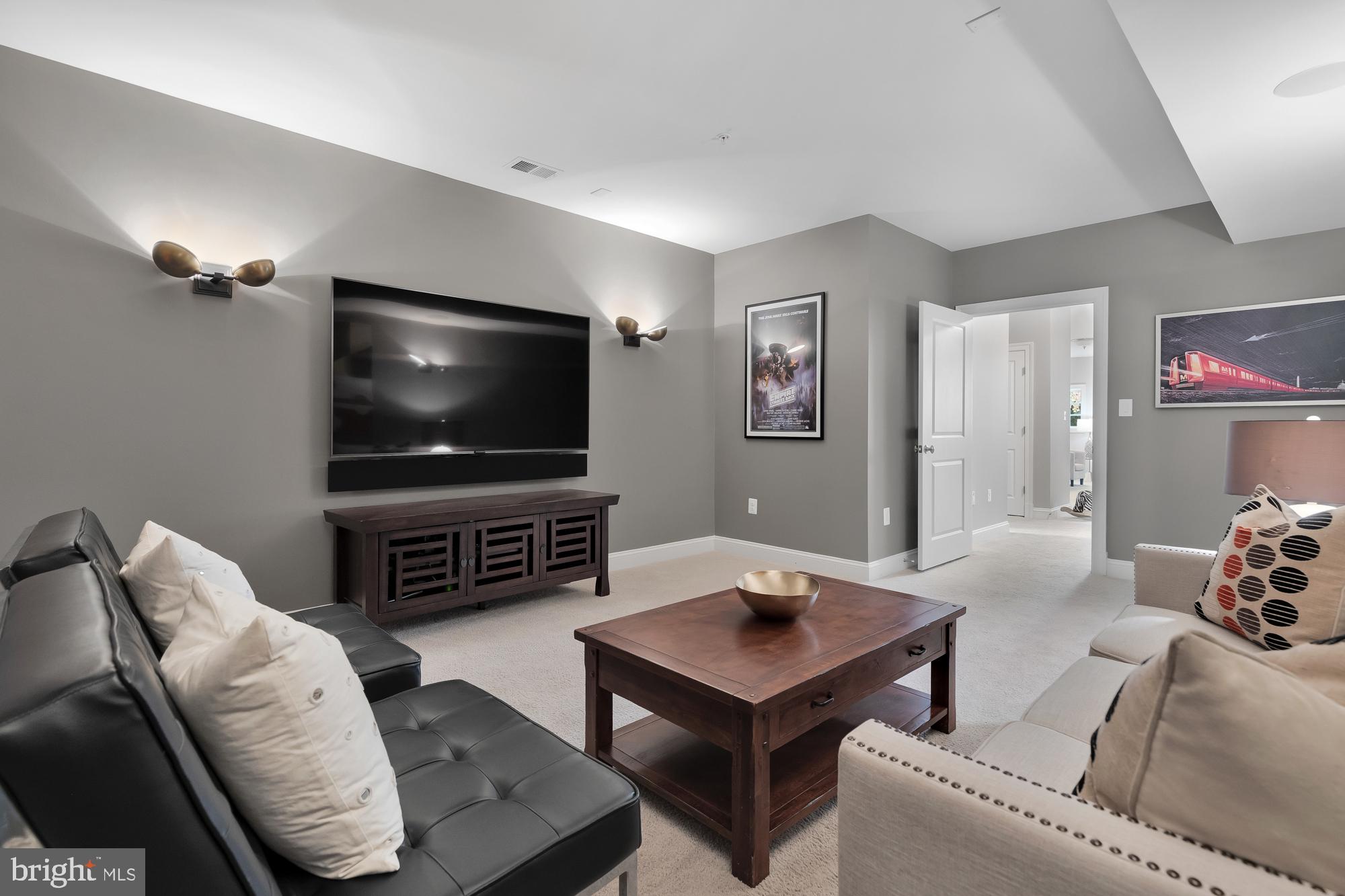 BURNING TREE MANOR - Residential