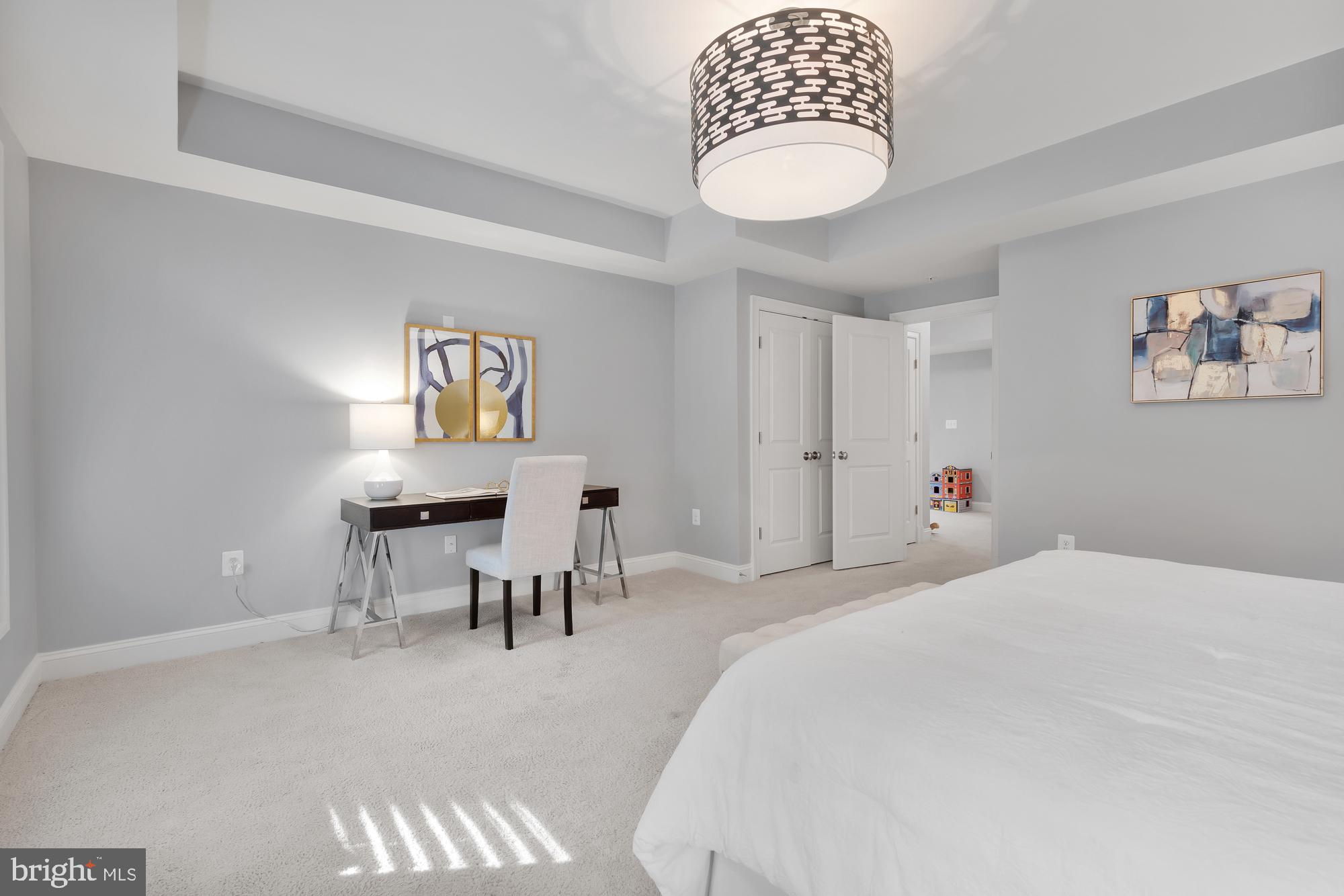 BURNING TREE MANOR - Residential