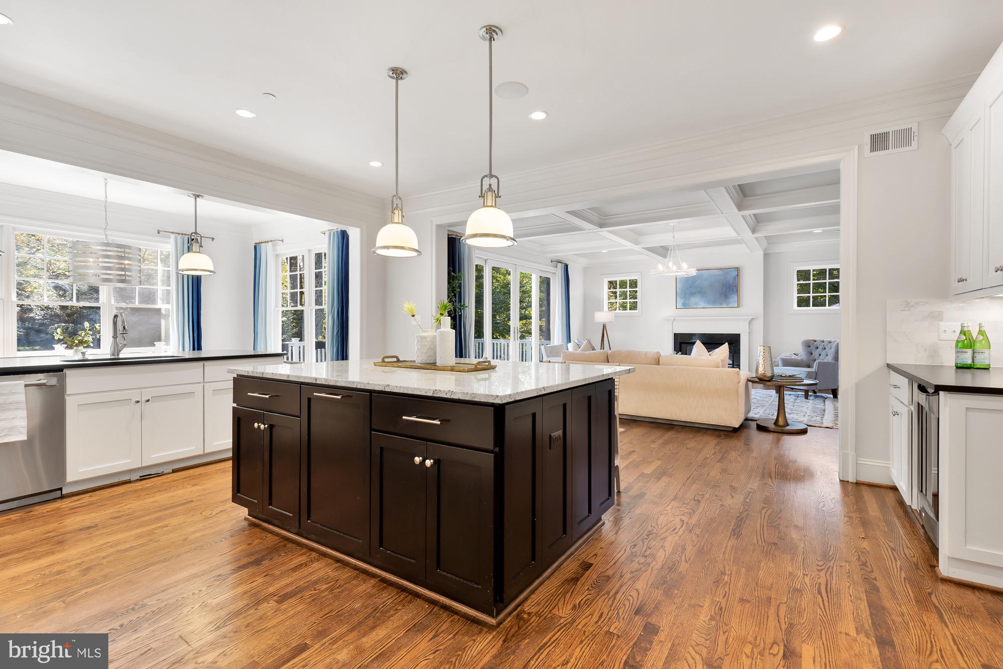 BURNING TREE MANOR - Residential