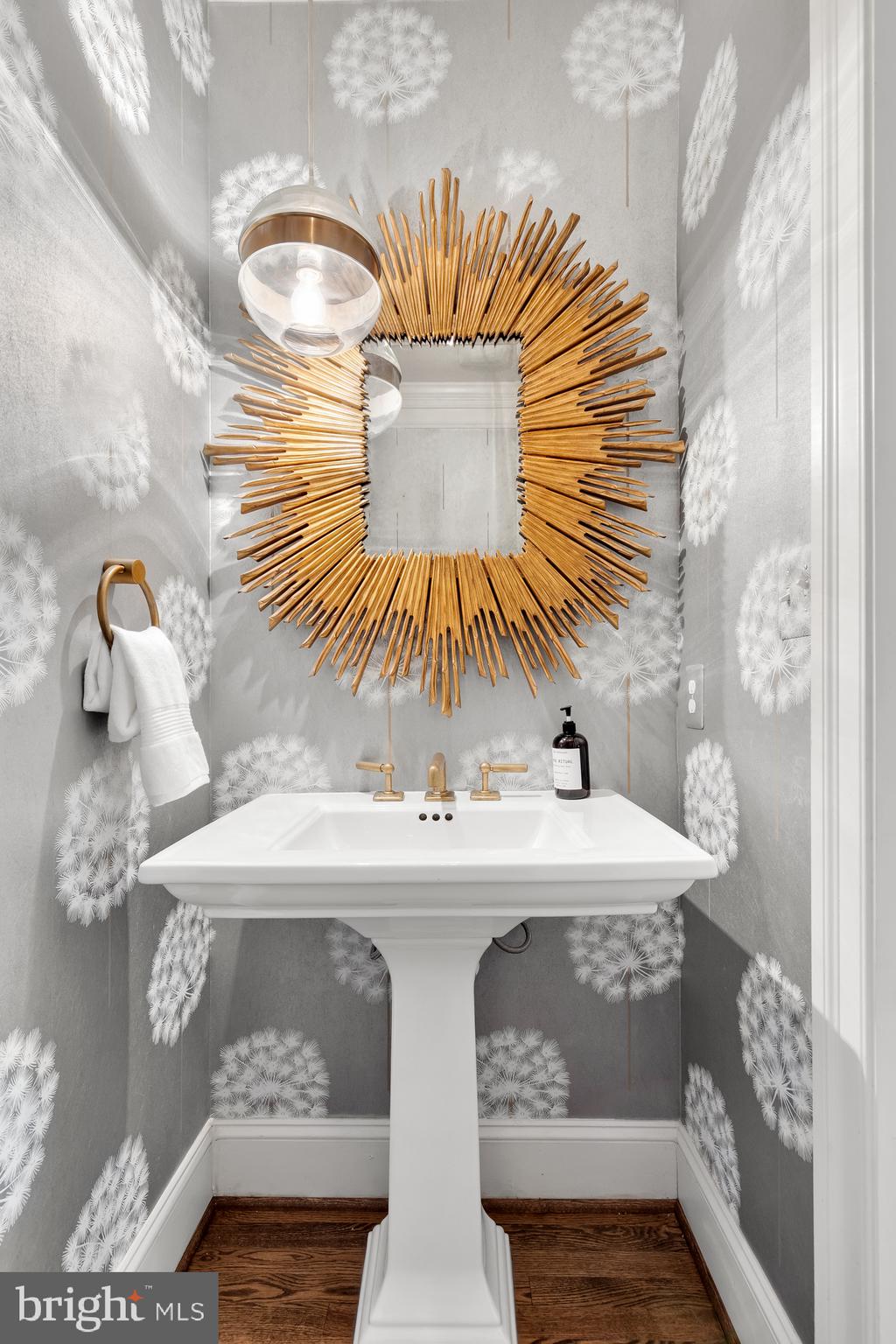 BURNING TREE MANOR - Residential