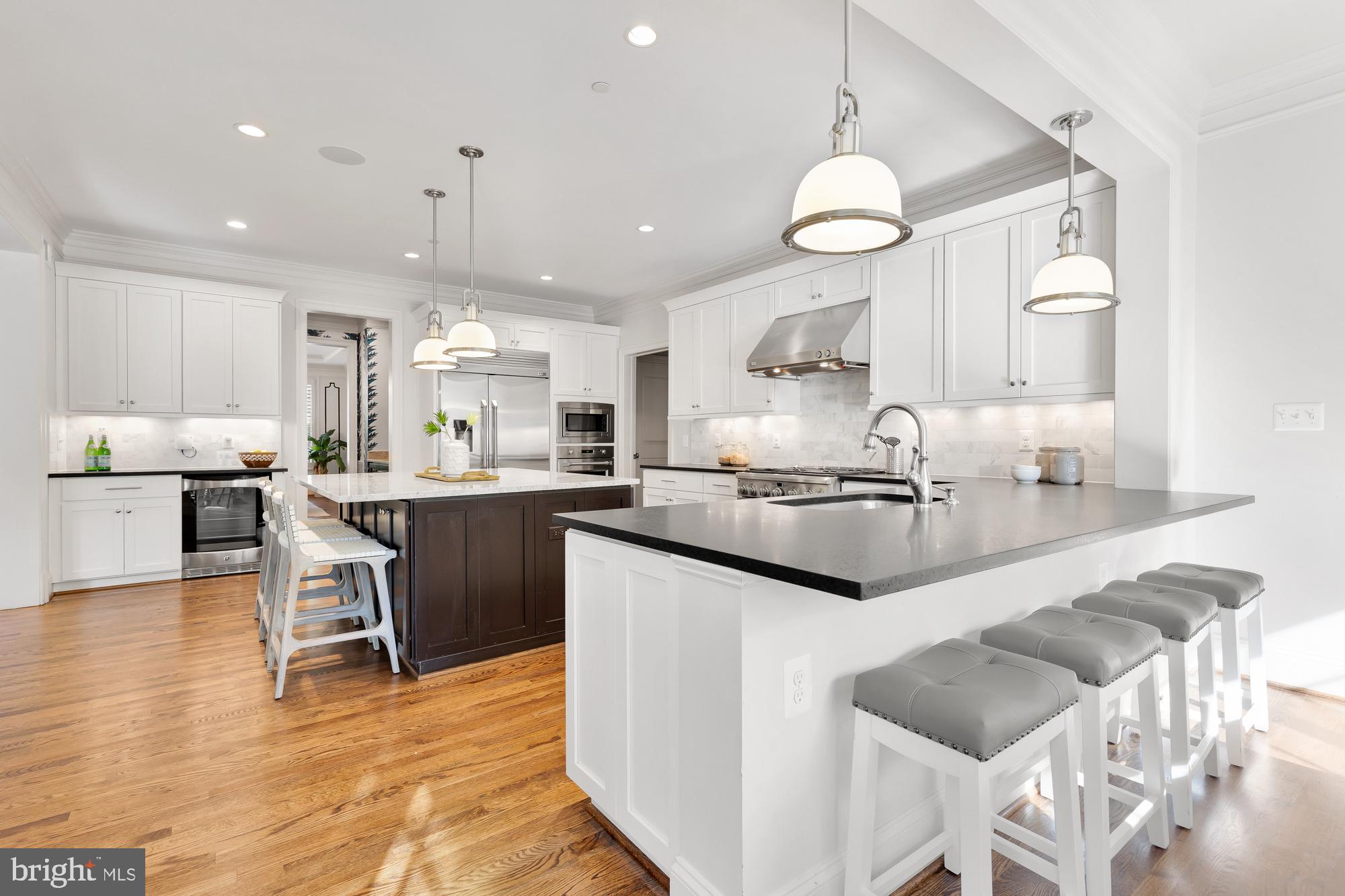 BURNING TREE MANOR - Residential