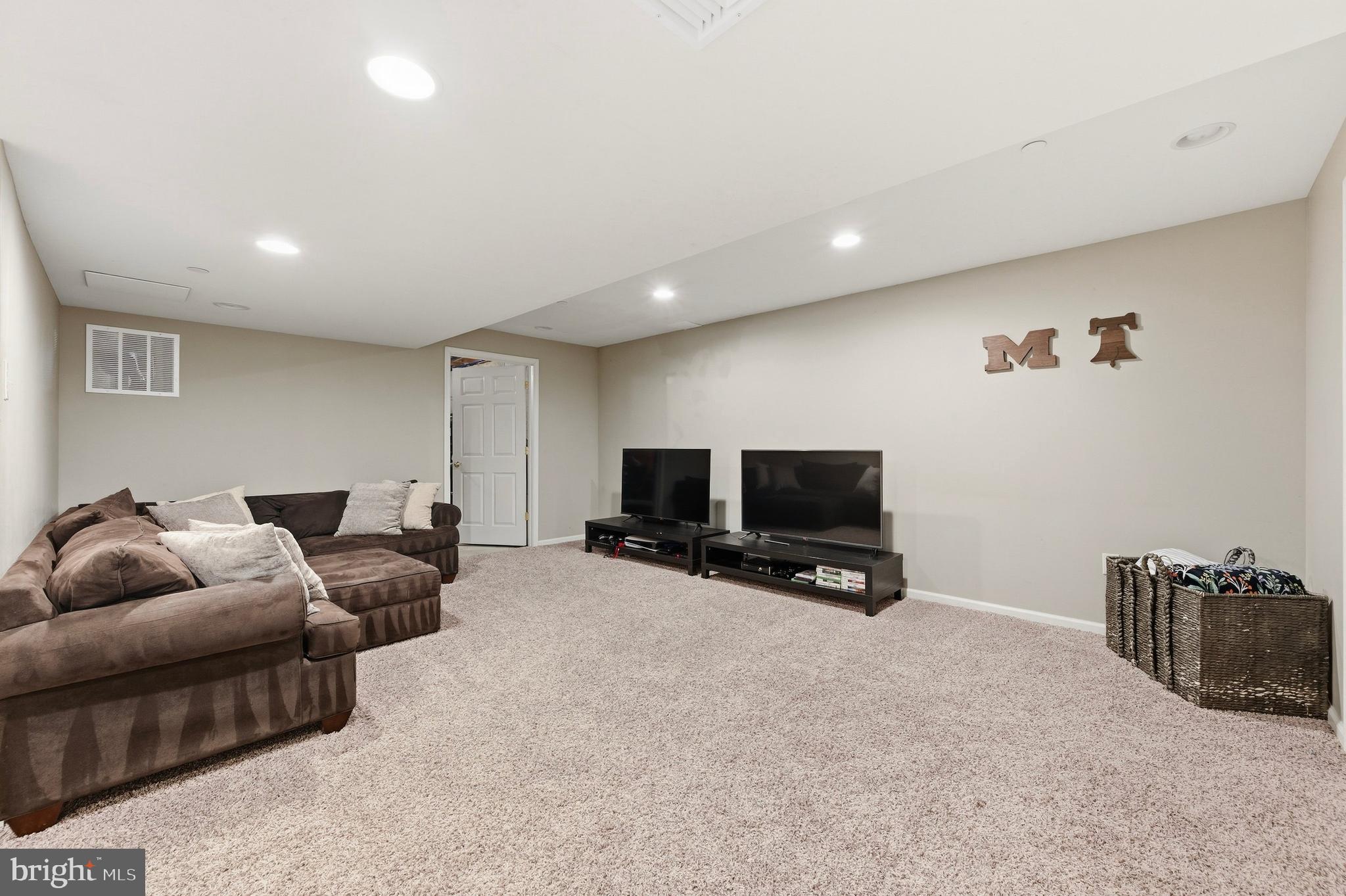 WARRINGTON LEA - Residential