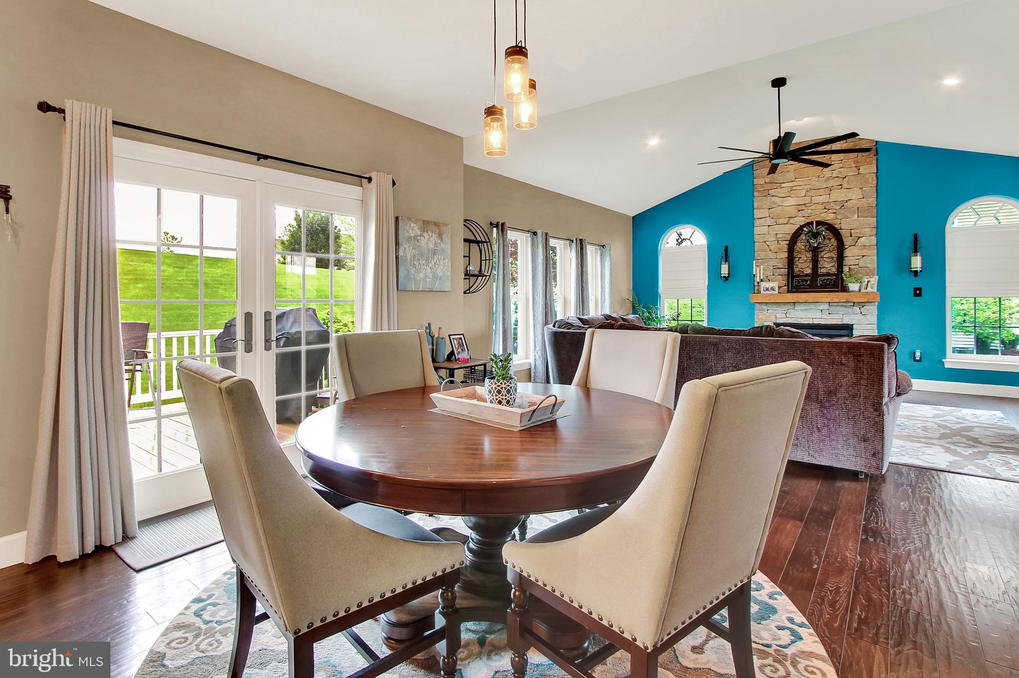 AUTUMN RIDGE - Residential