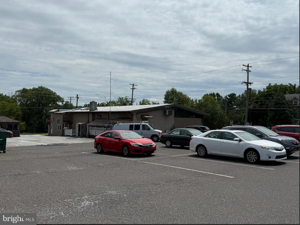 3801 and 3815 RIDGE PIKE