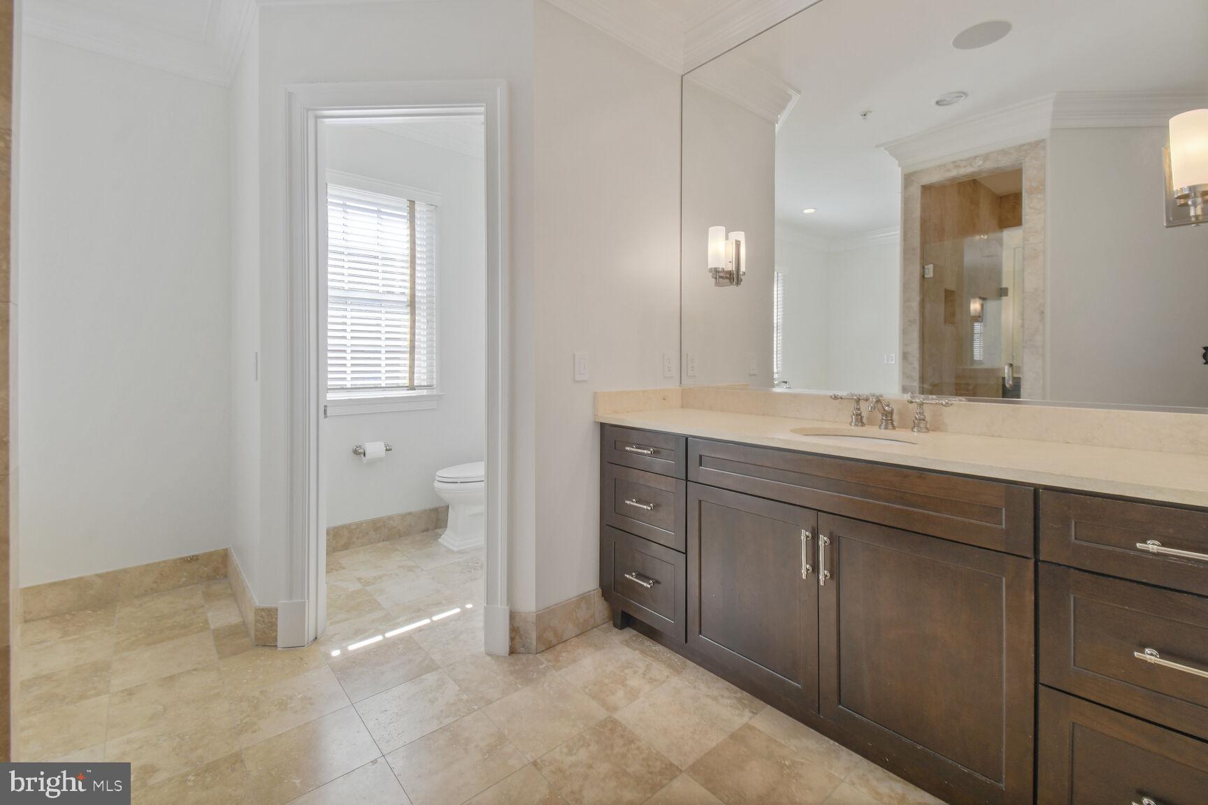 BERKLEY - Residential