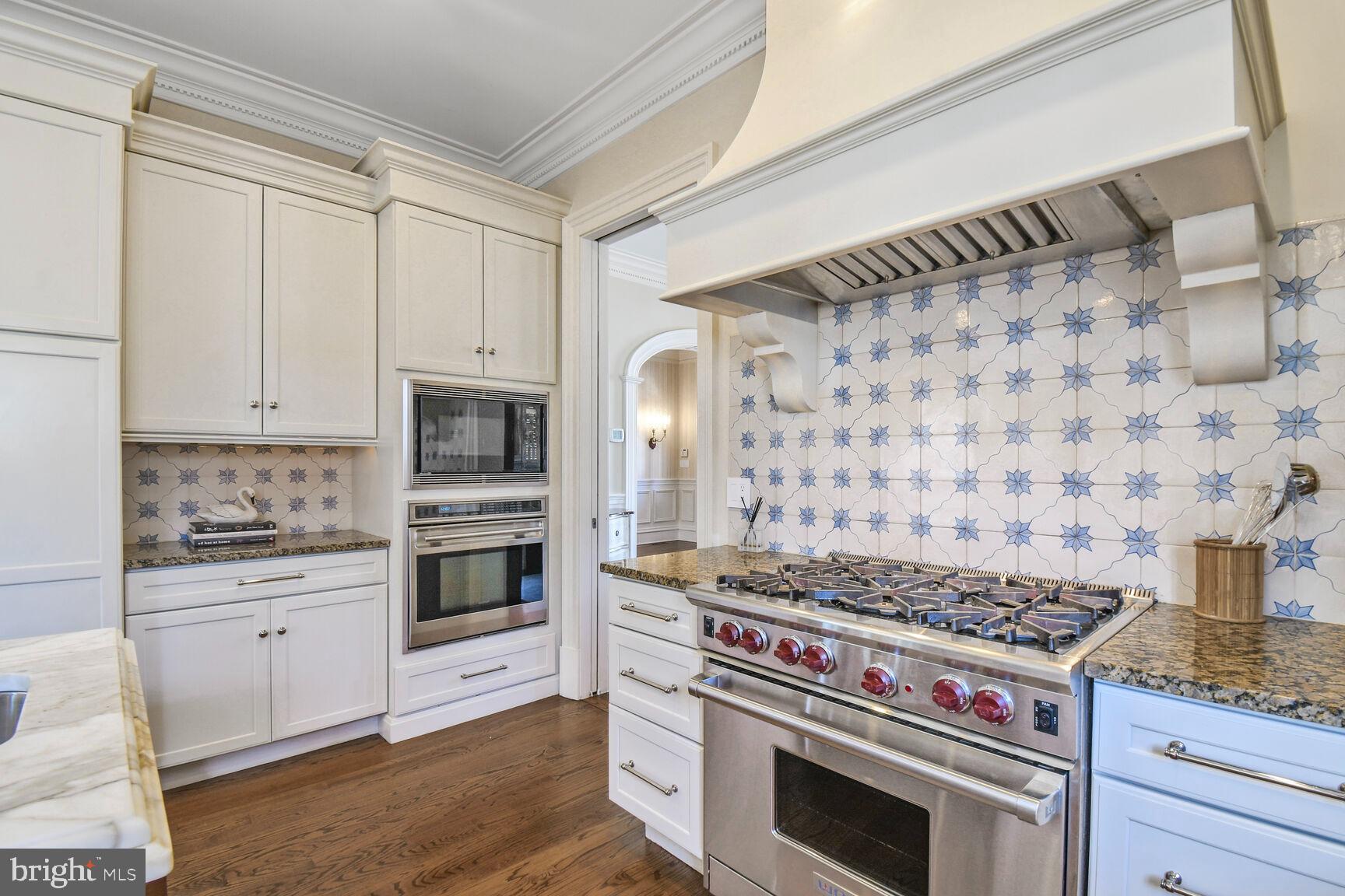 BERKLEY - Residential