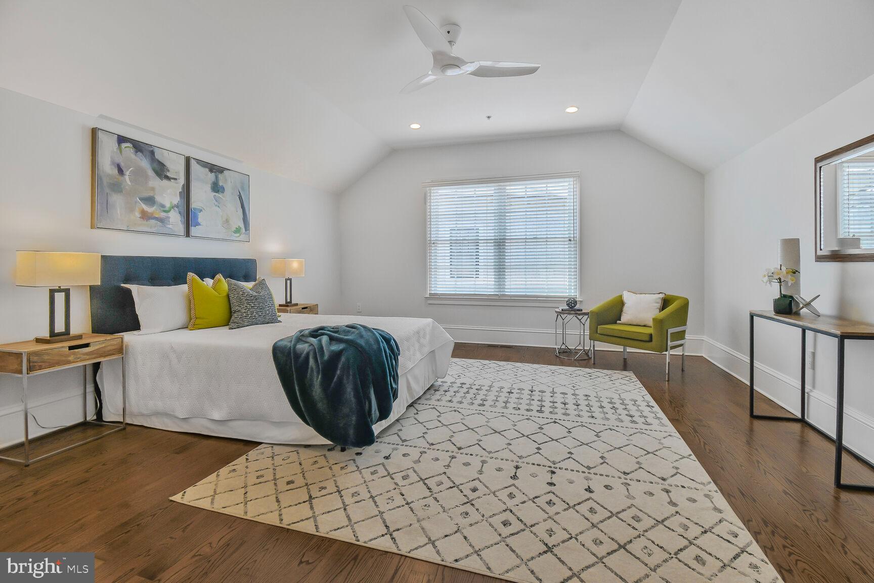 BERKLEY - Residential