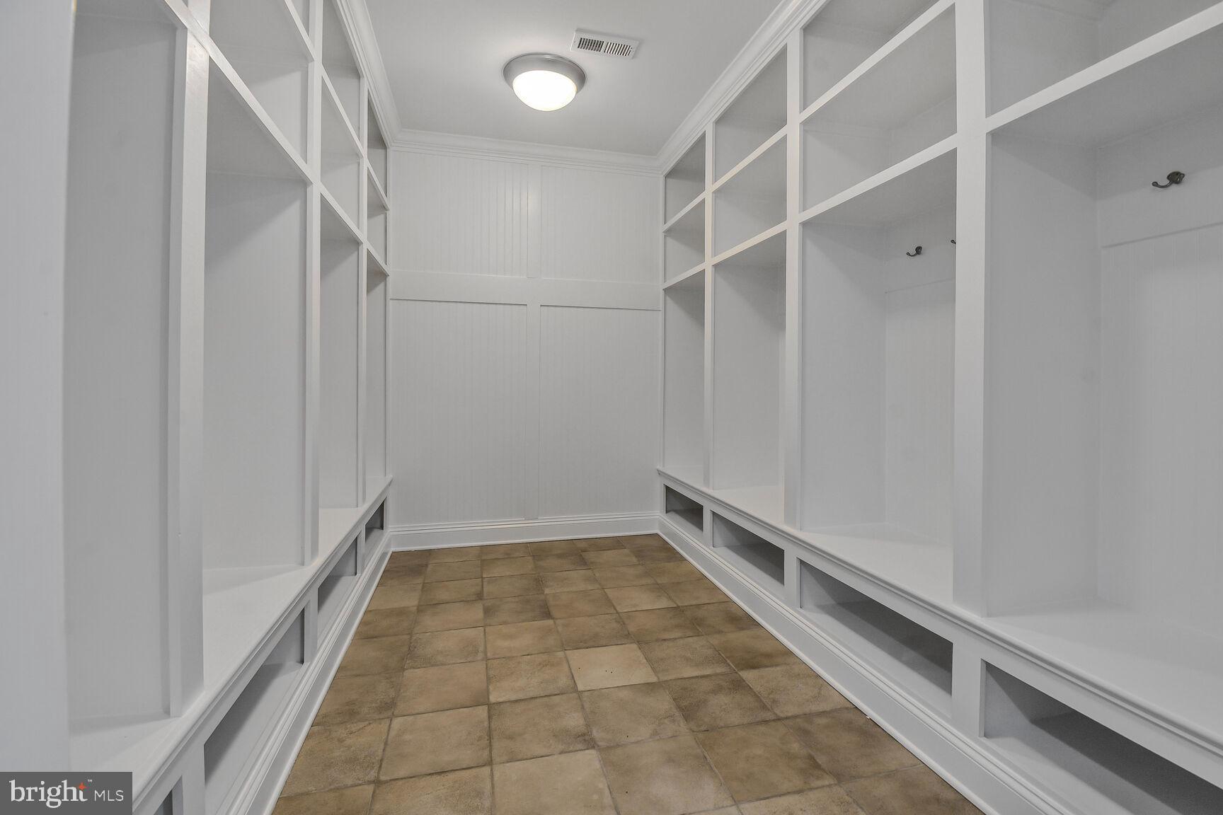 BERKLEY - Residential