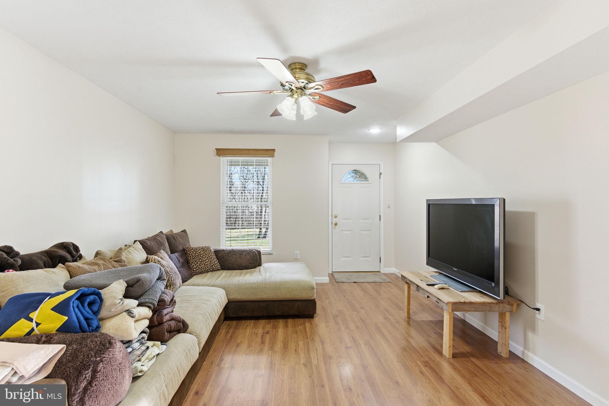 POTOMAC HEIGHTS - Residential