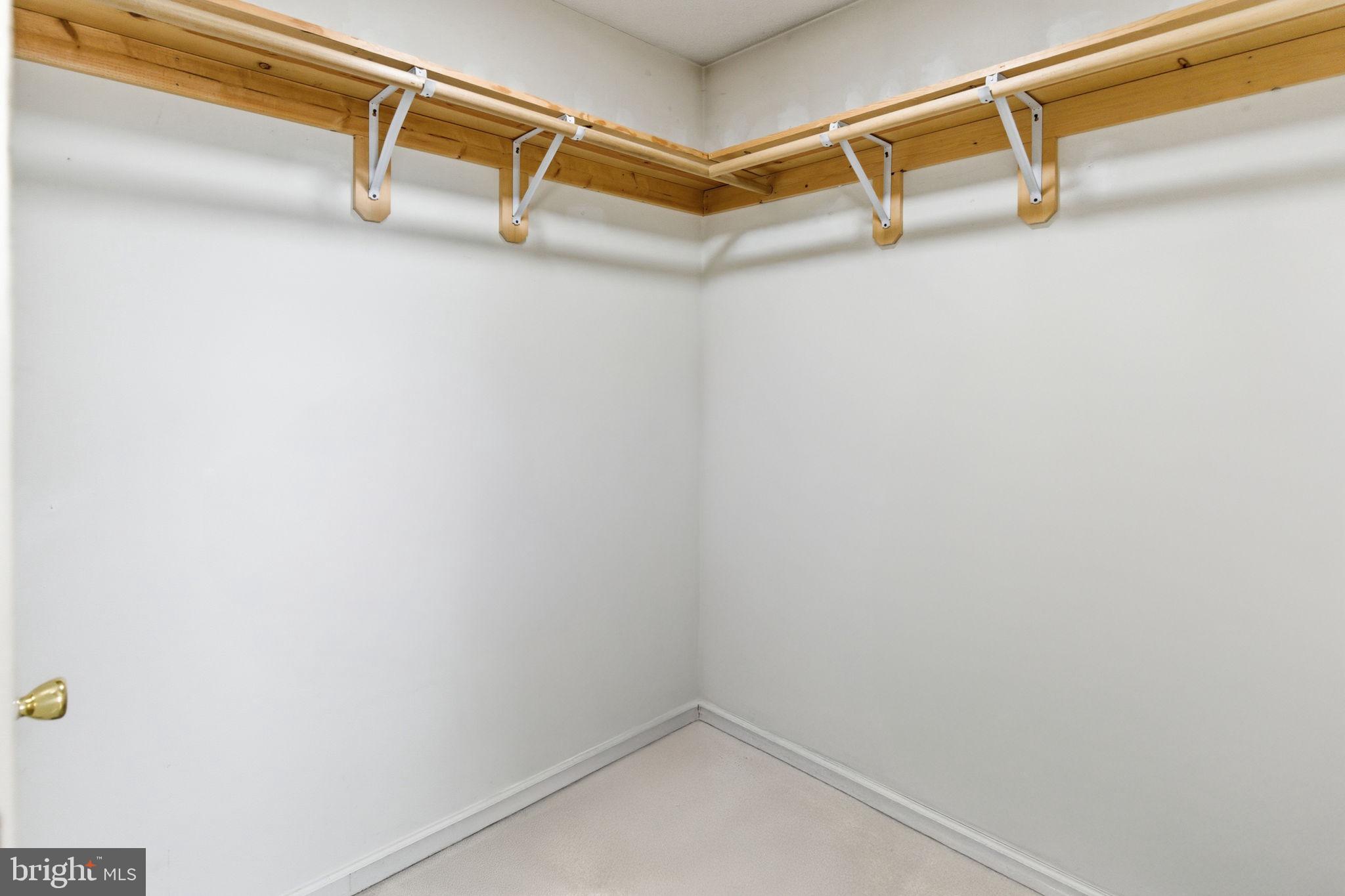 POTOMAC HEIGHTS - Residential