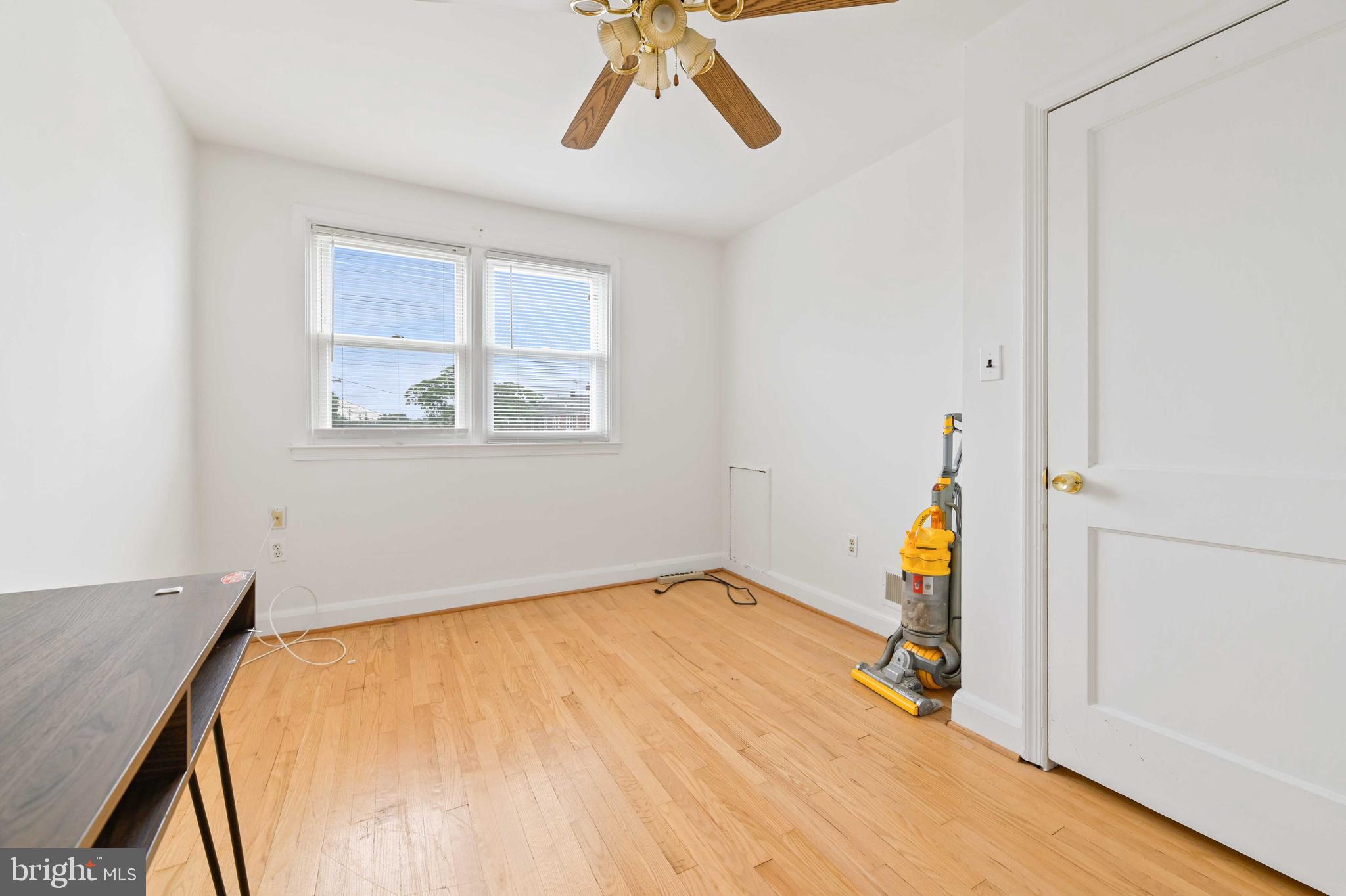 HAWTHORNE - Residential