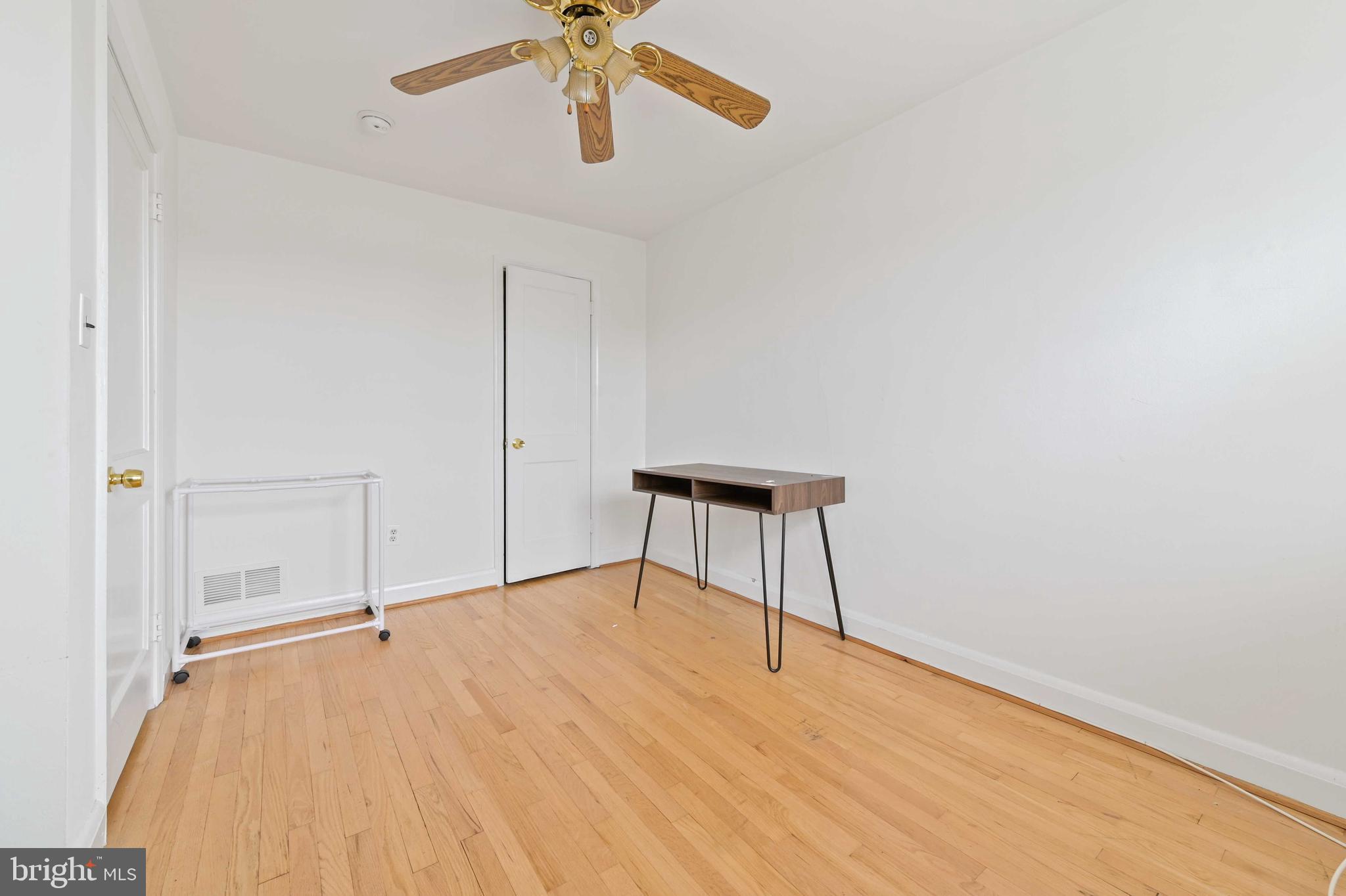 HAWTHORNE - Residential