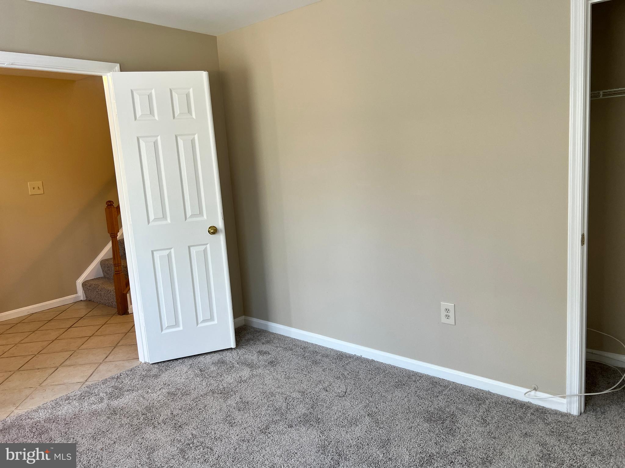 GROVEWOOD - Residential Lease