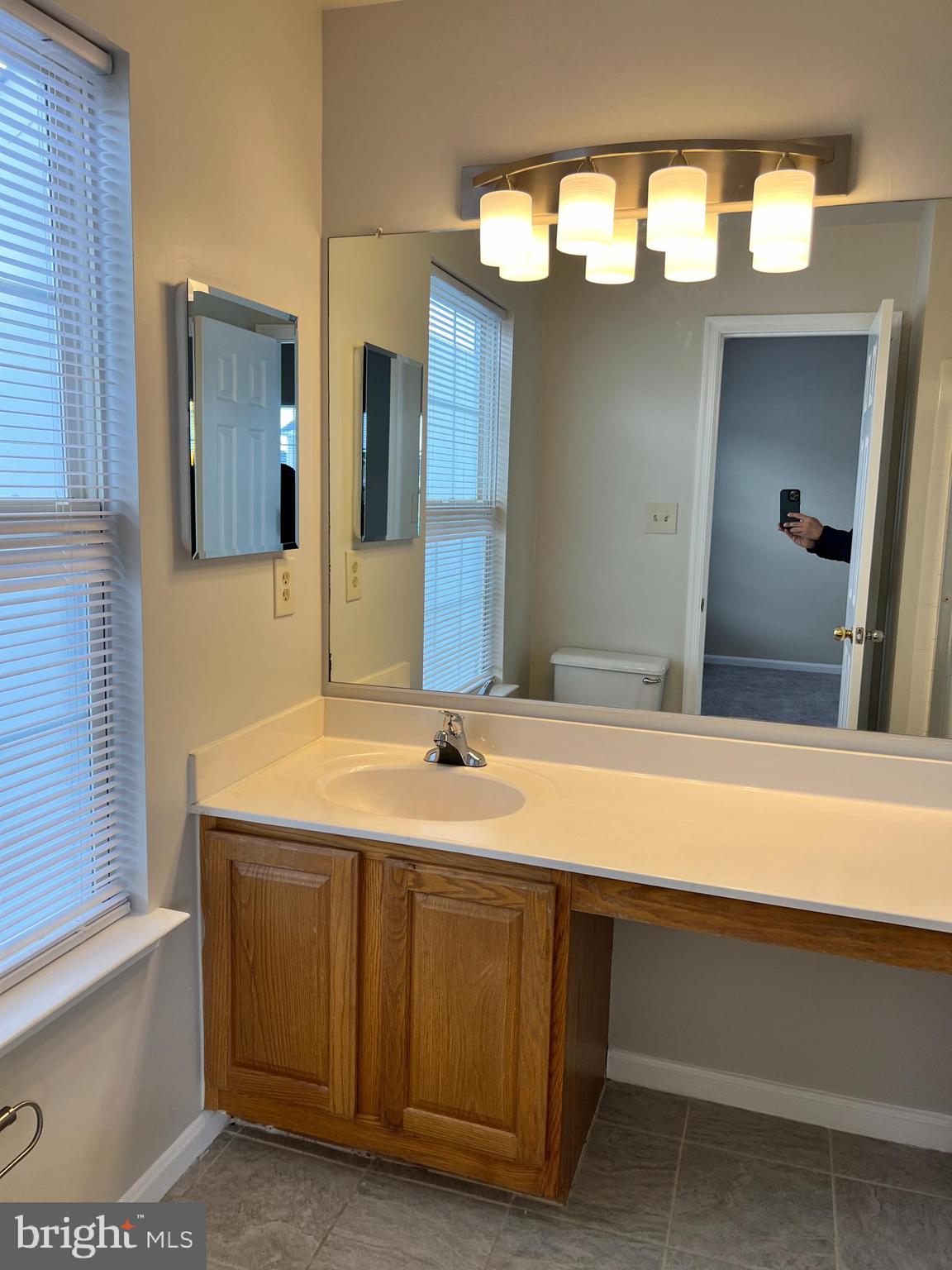 GROVEWOOD - Residential Lease