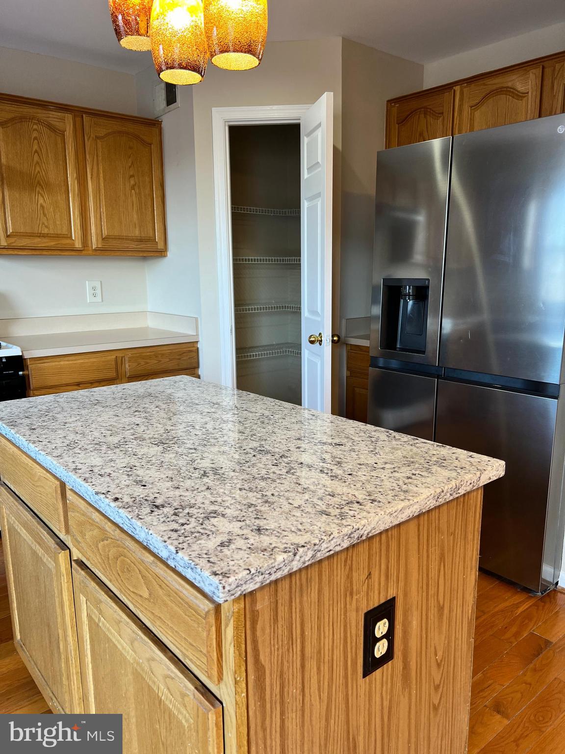 GROVEWOOD - Residential Lease