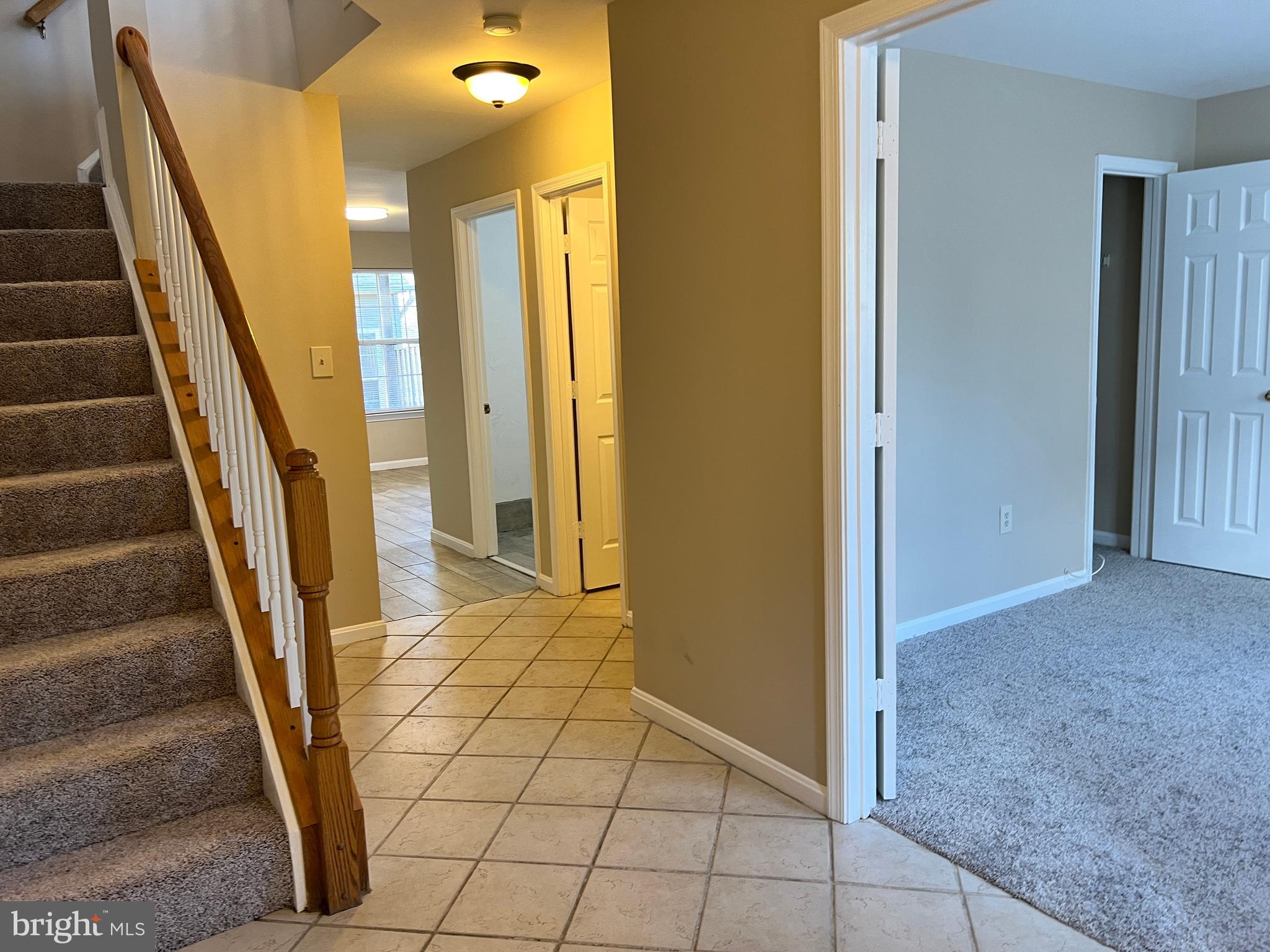 GROVEWOOD - Residential Lease