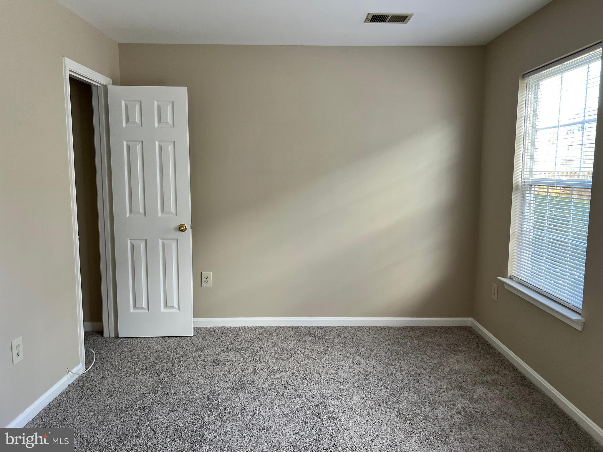 GROVEWOOD - Residential Lease